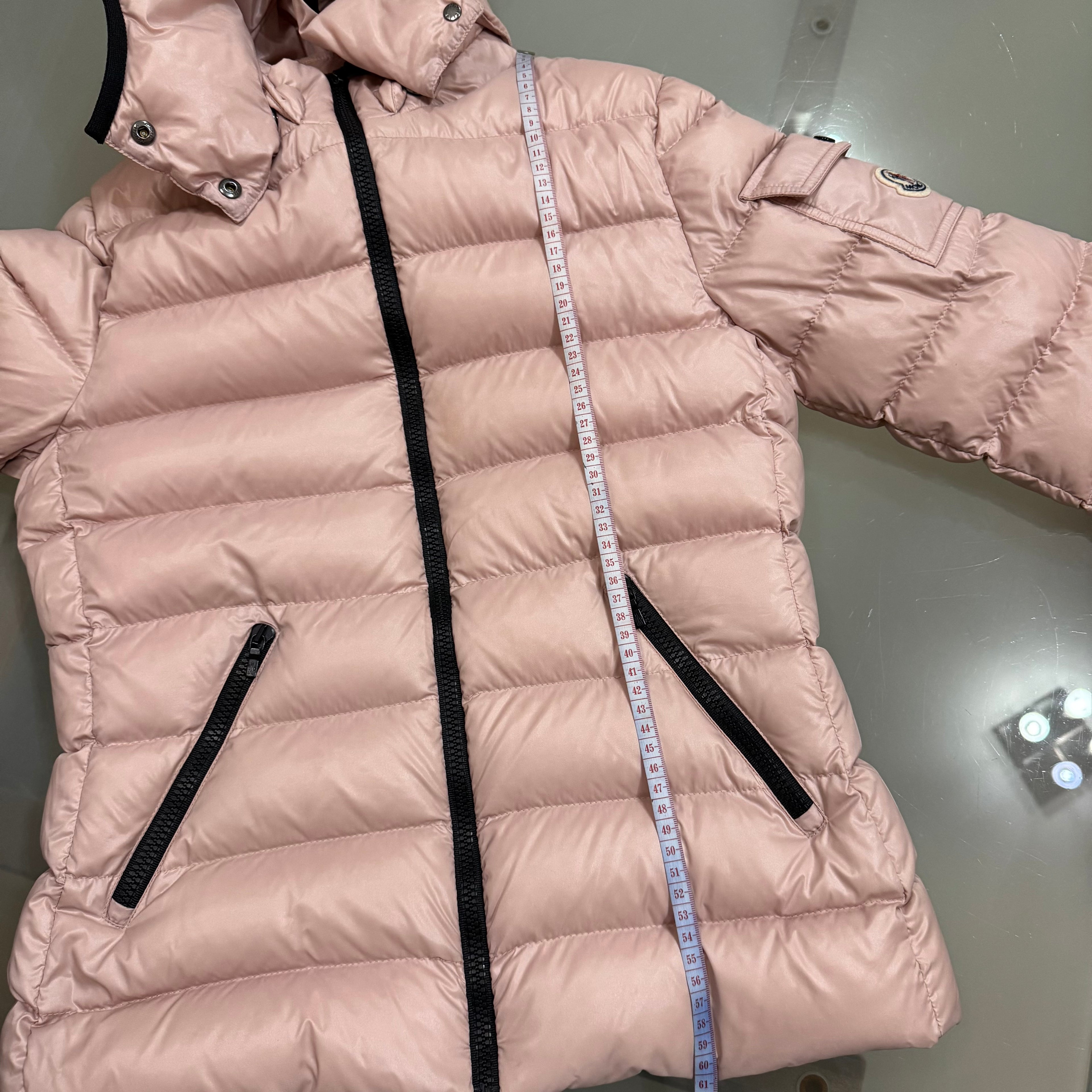 Moncler S