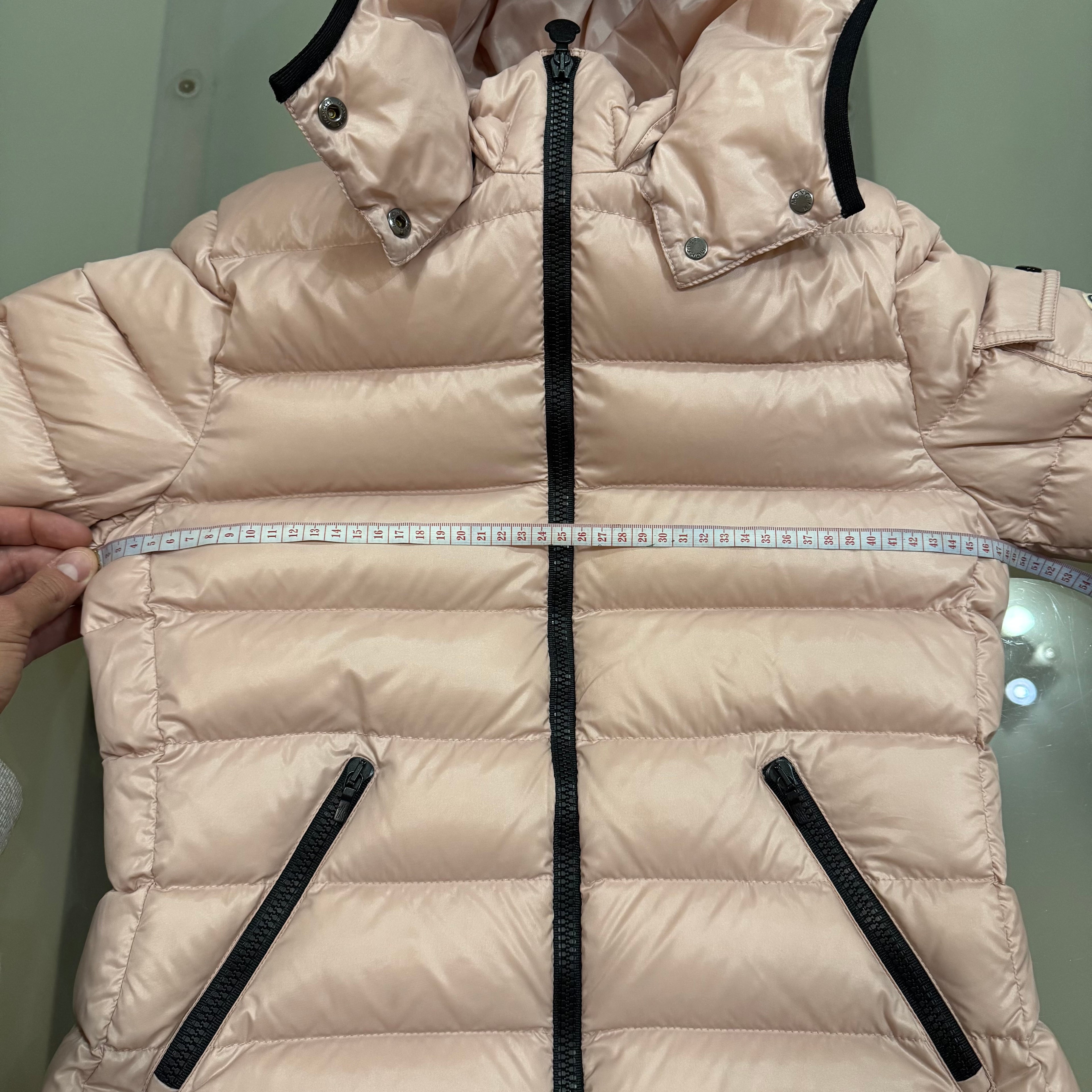 Moncler S