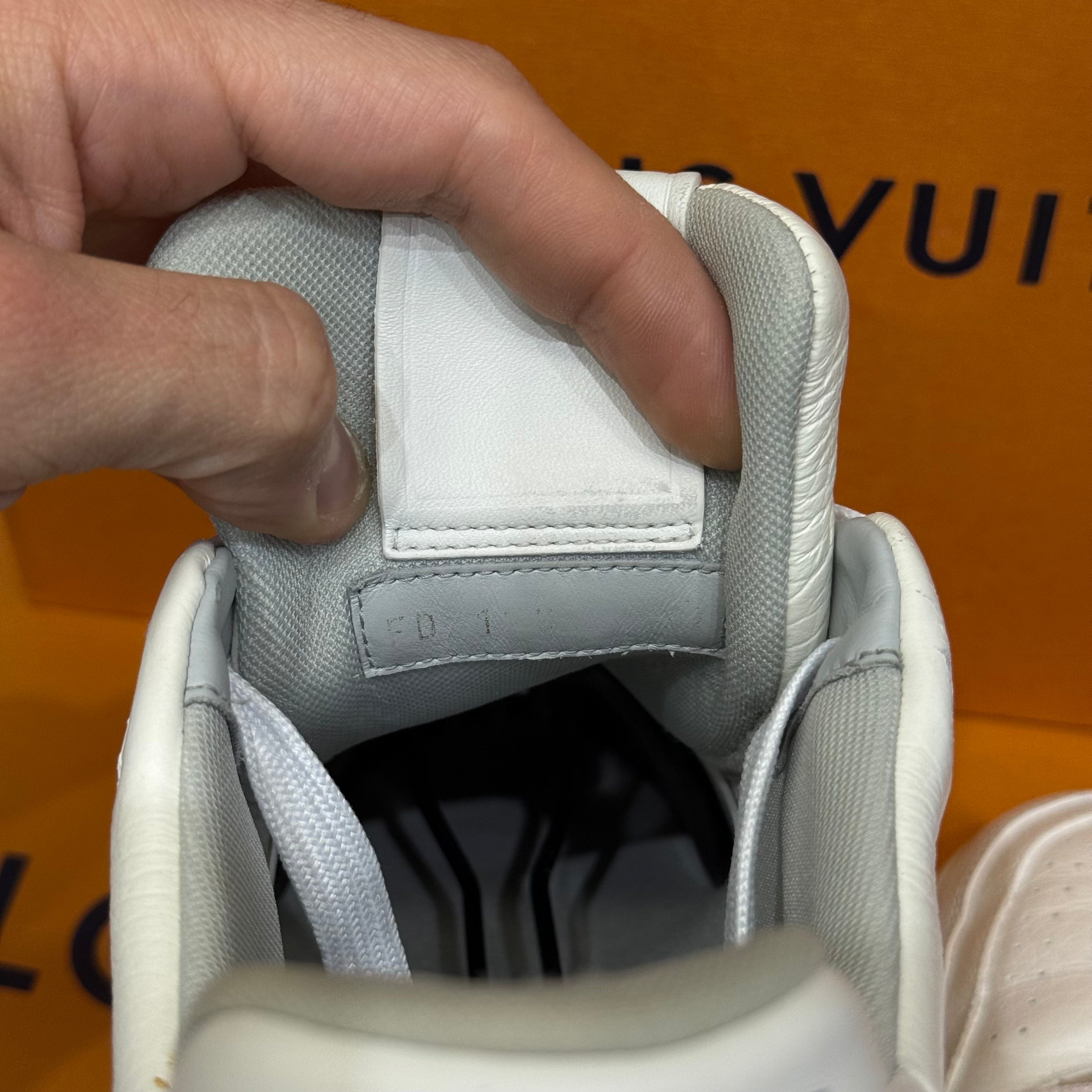 Louis Vuitton Trainer 43