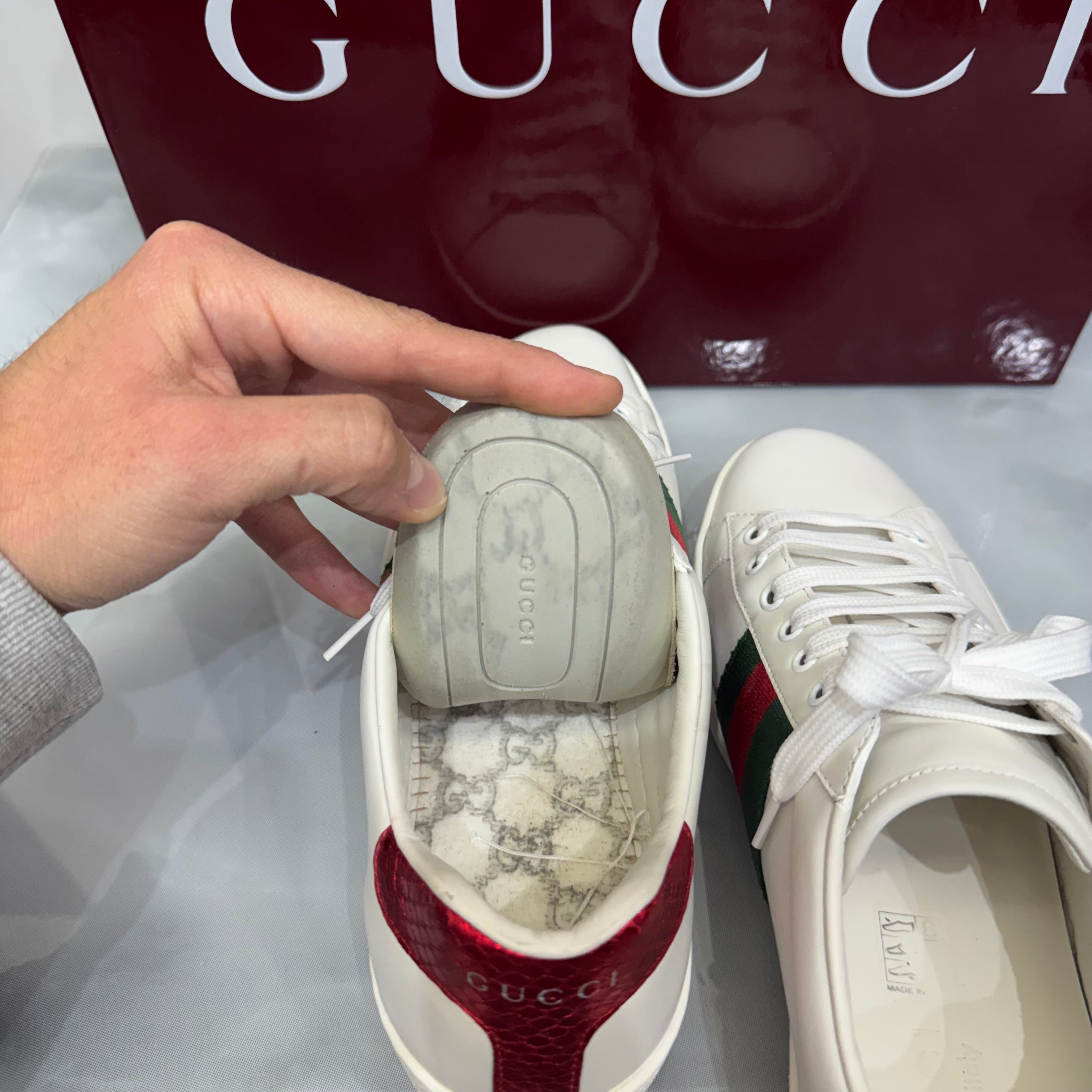 Gucci Ace 42