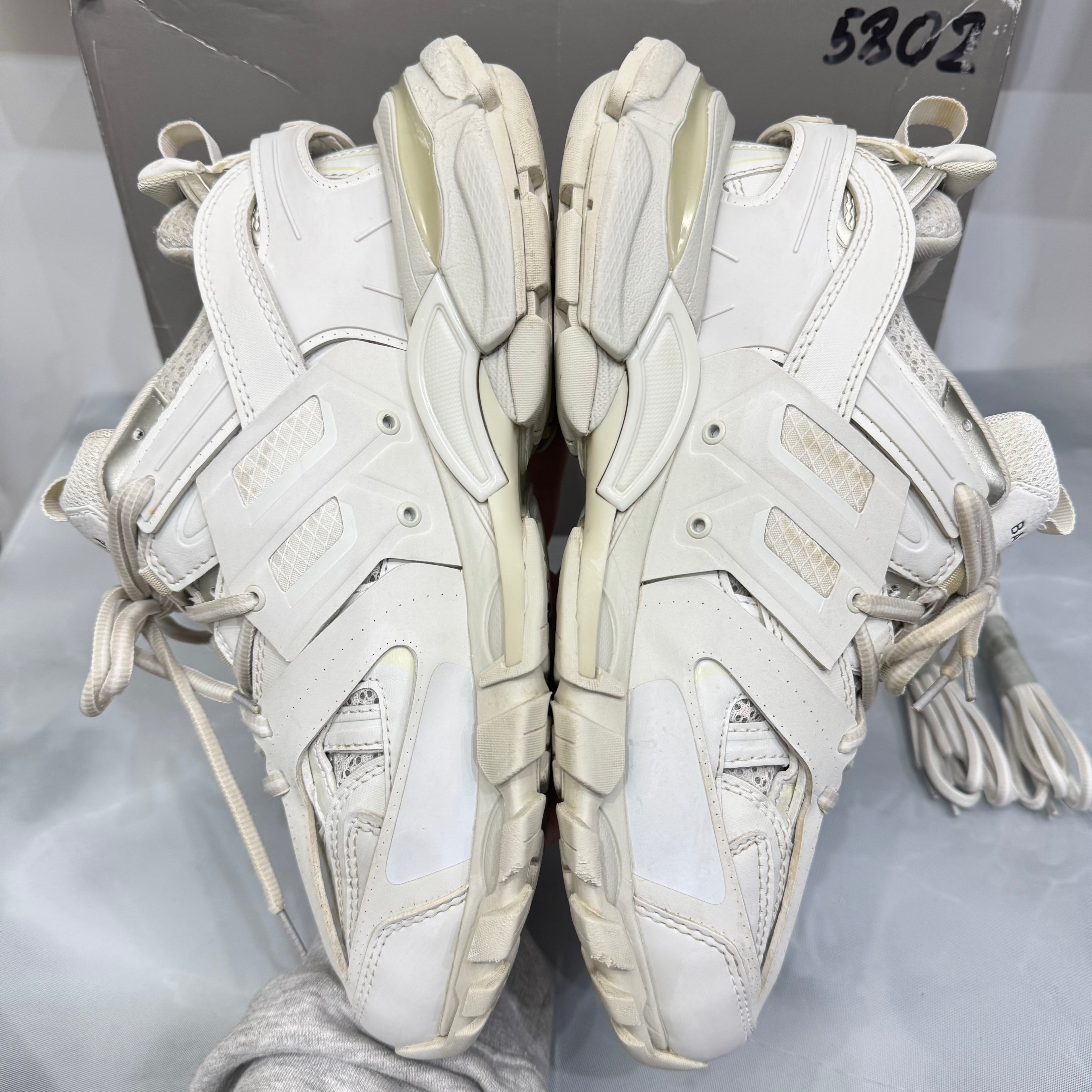 Balenciaga Track 40
