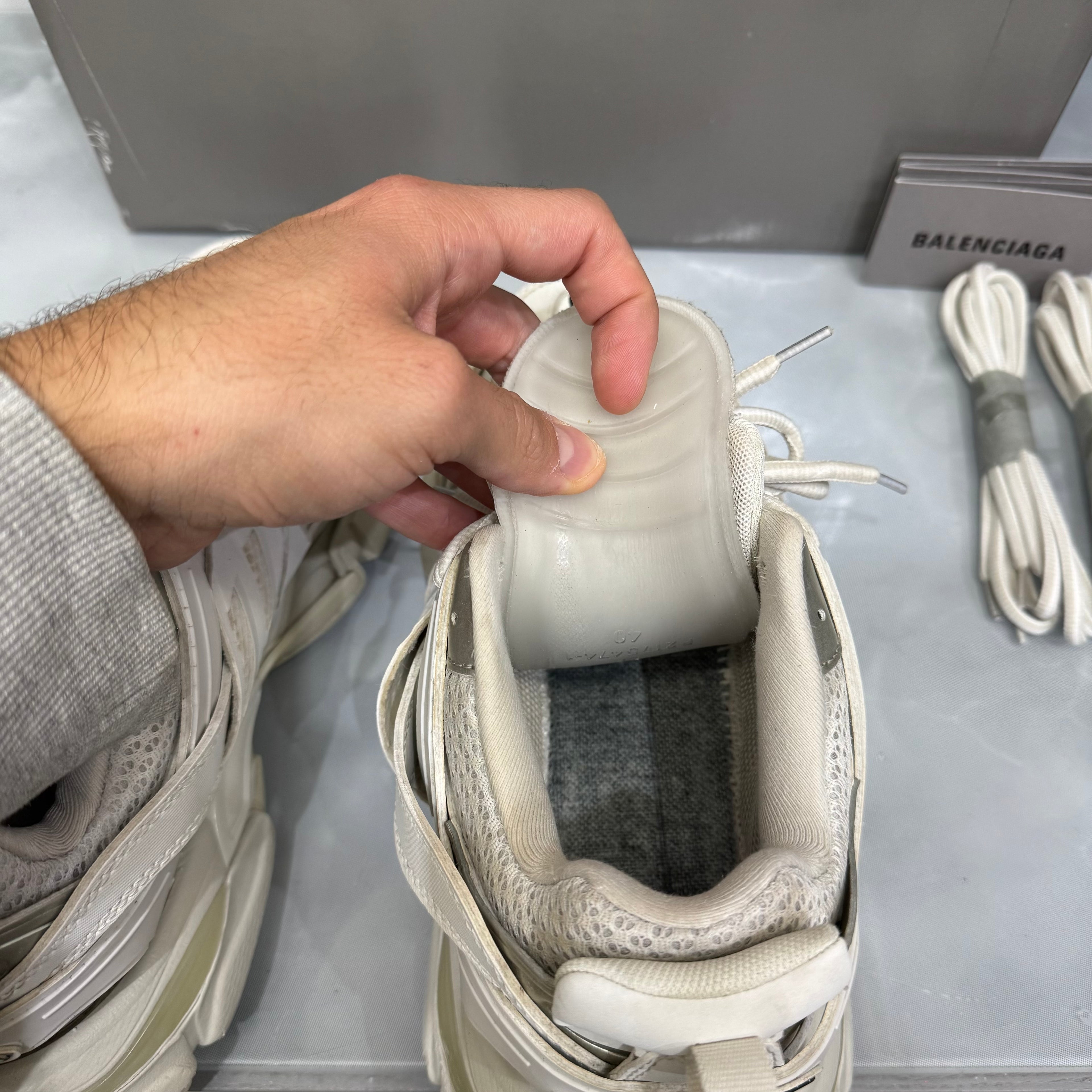 Balenciaga Track 40