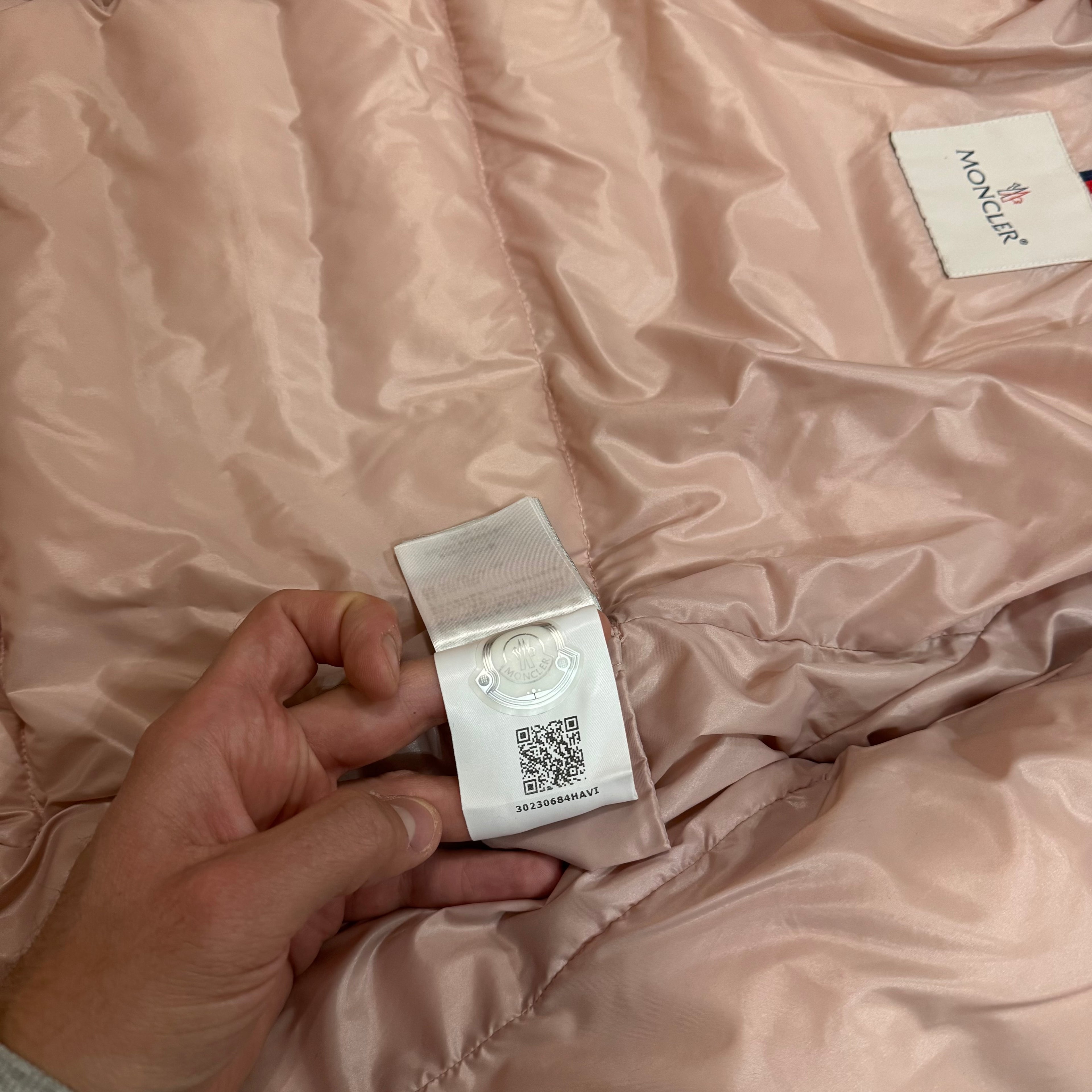 Moncler S