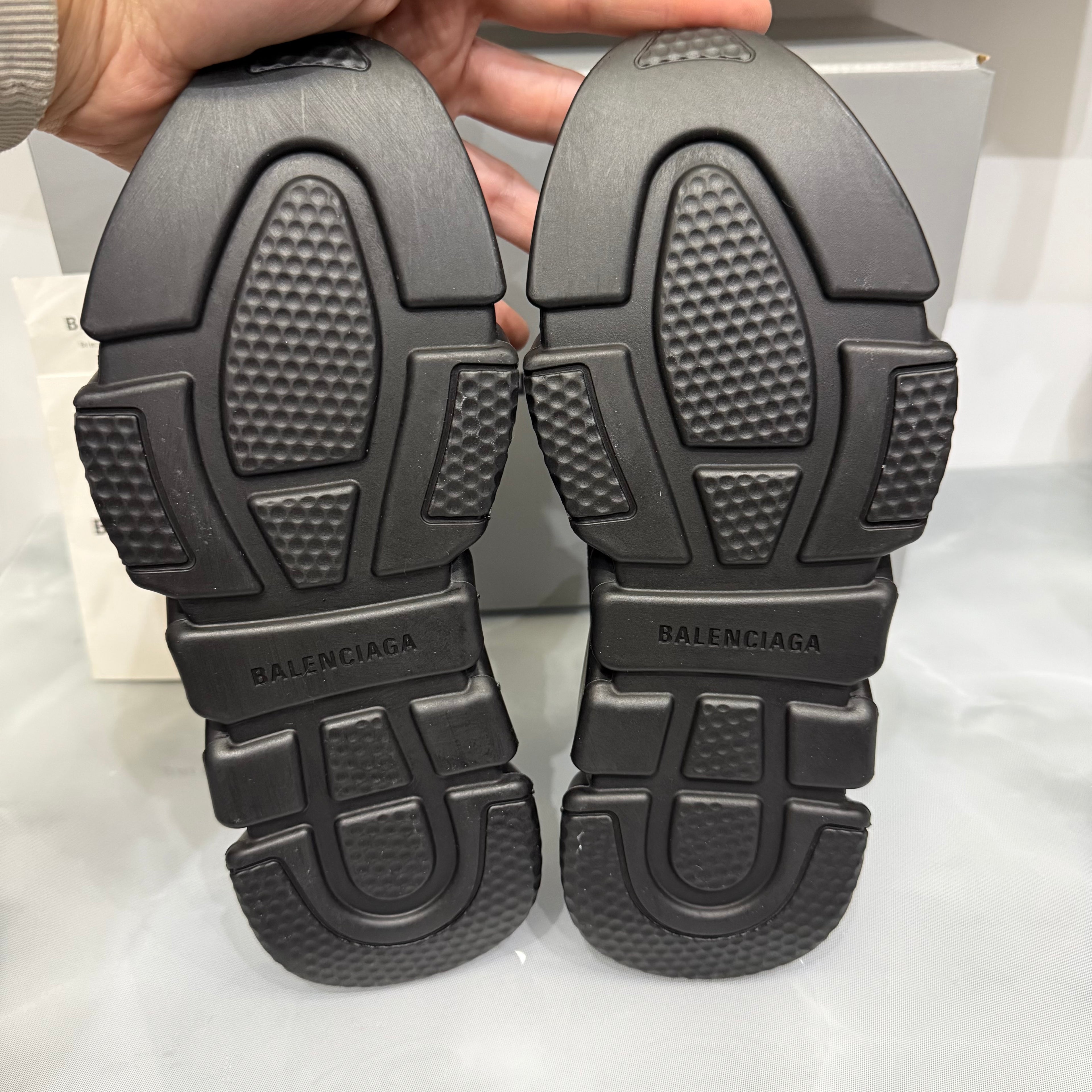 Balenciaga Speed 38