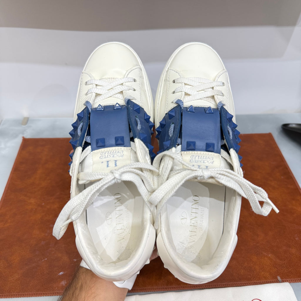 Valentino Garavani, Untitled, 36