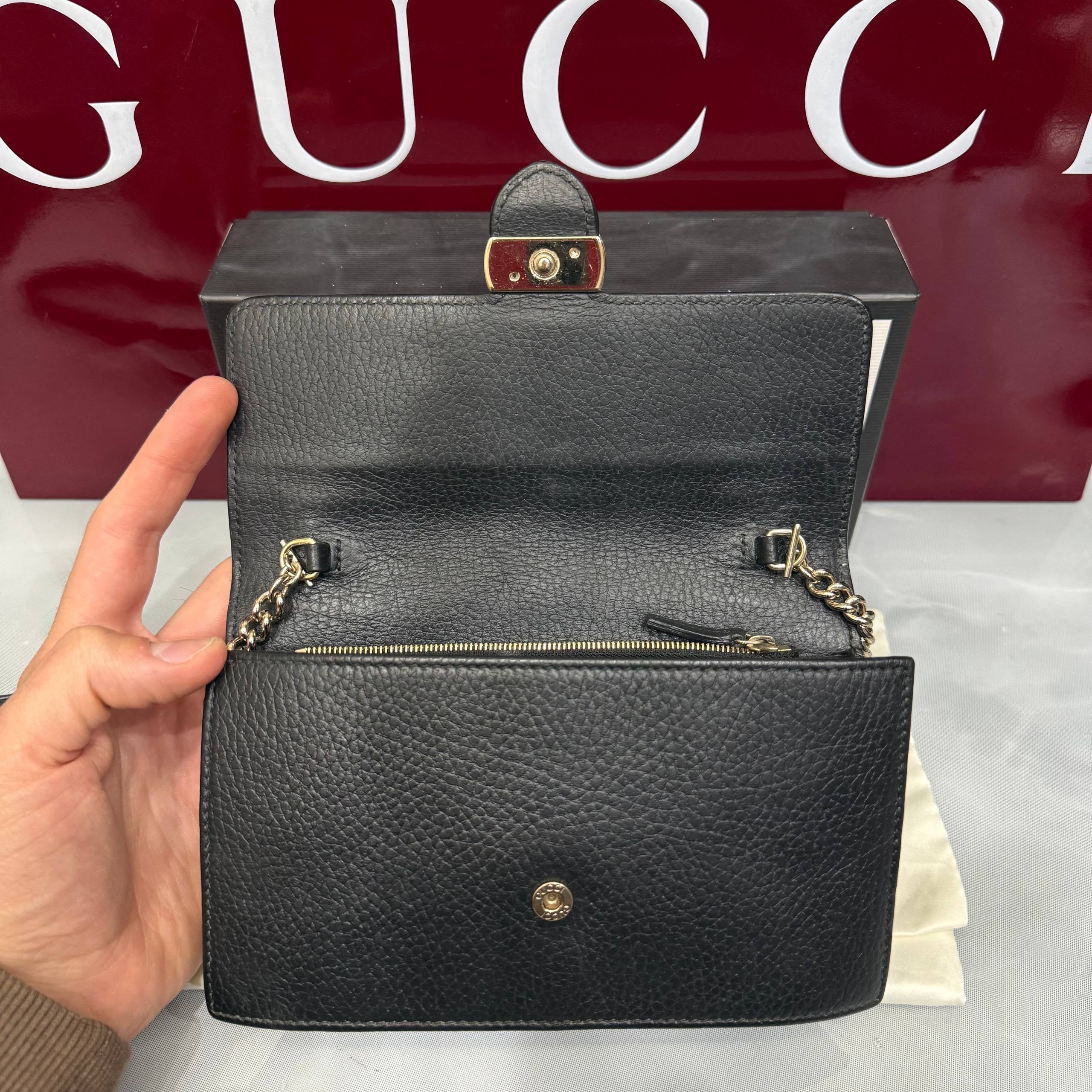 Gucci, Interlocking Buckle, Wallet on Chain