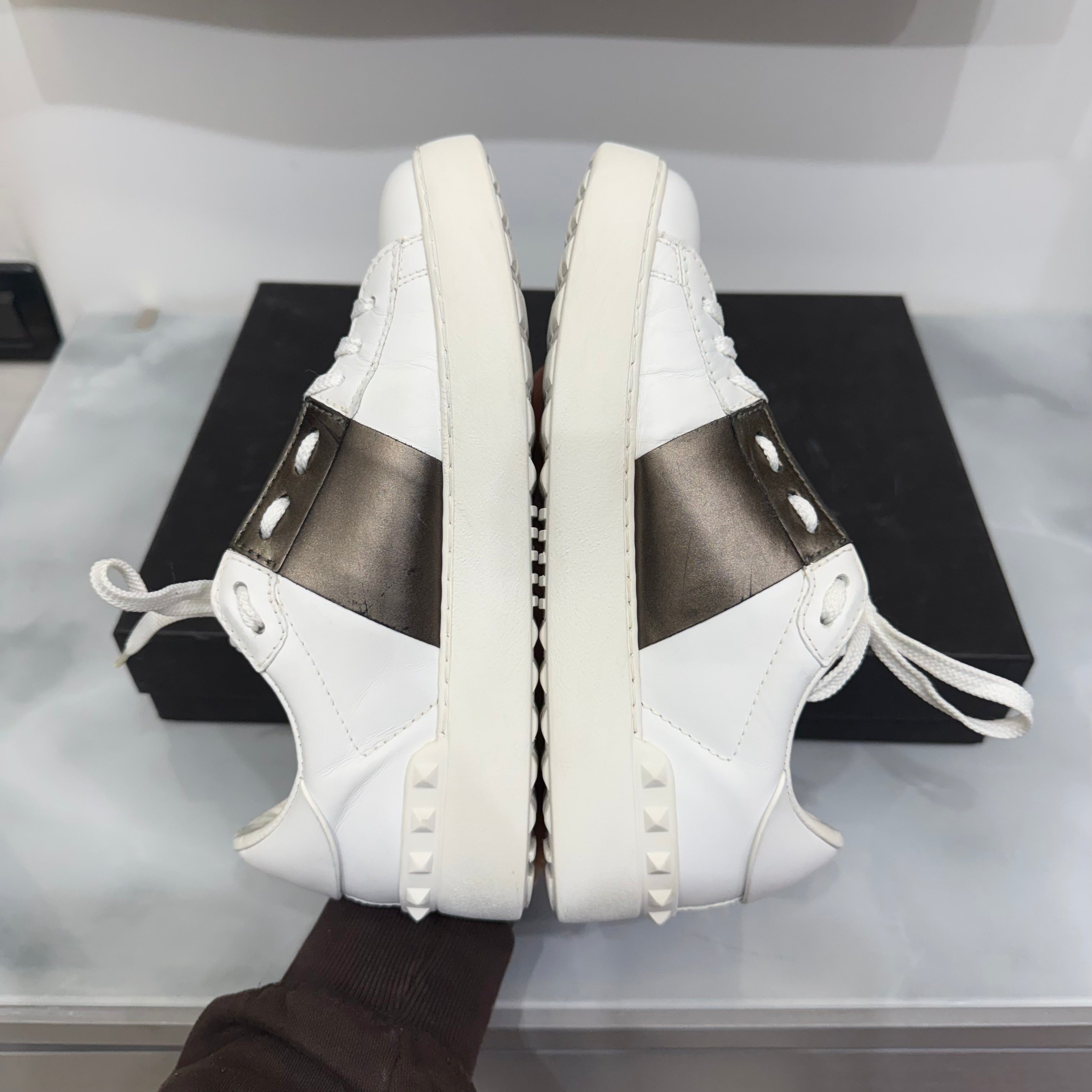 Valentino Garavani, Open, 35