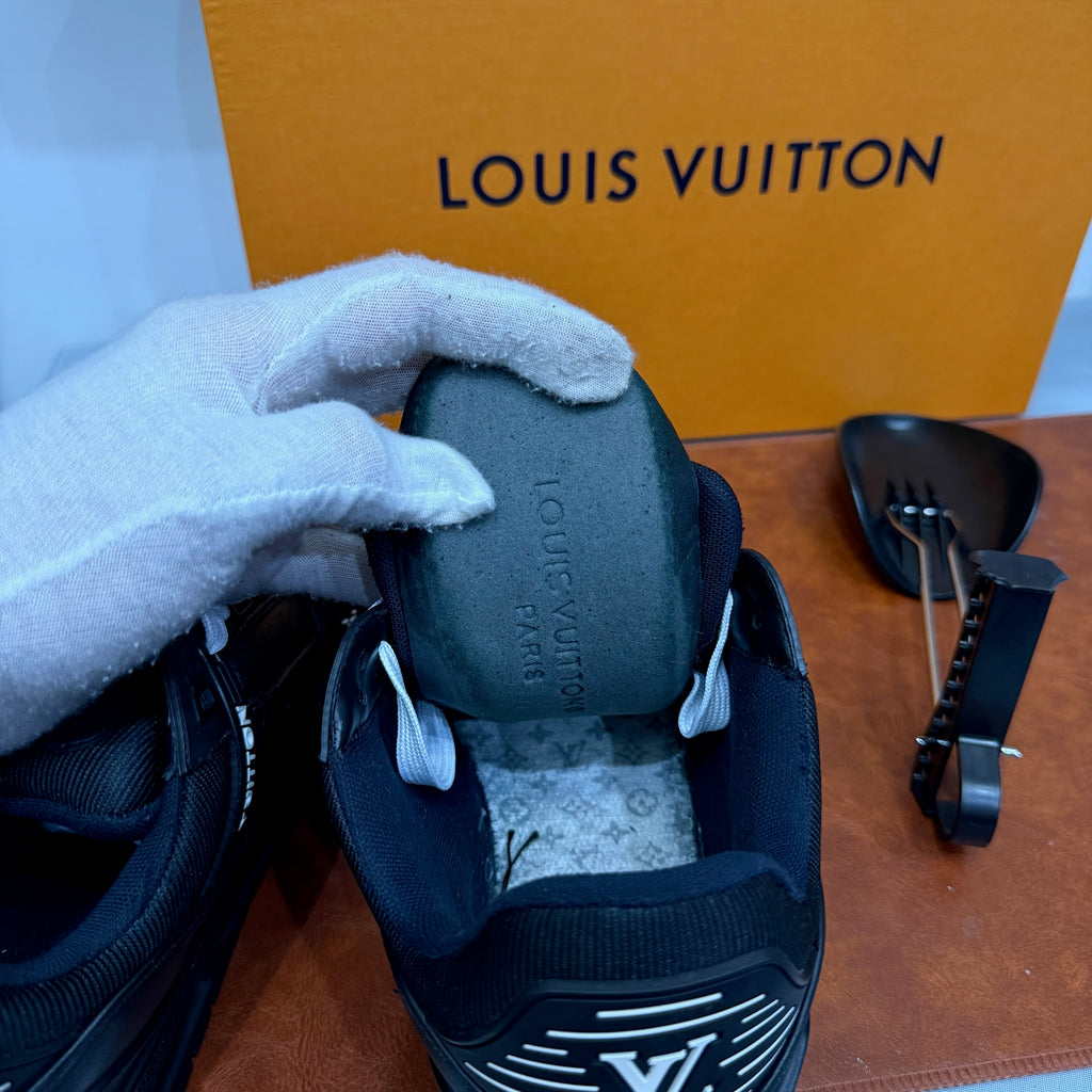 Louis Vuitton, Trainer, 42