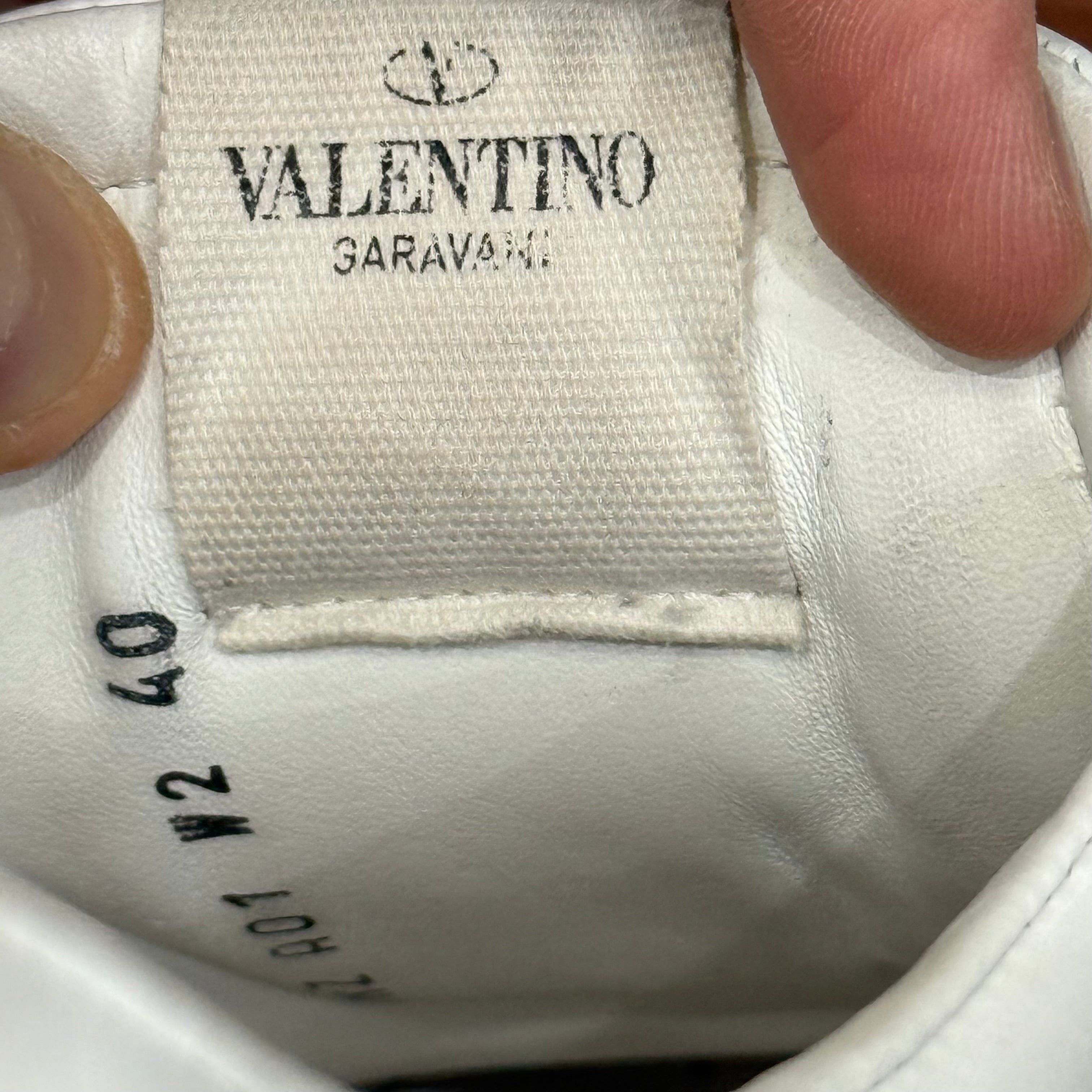 Valentino Garavani, Untitled, 40