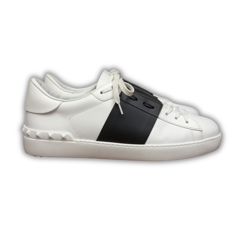 Valentino Garavani, Open, 42