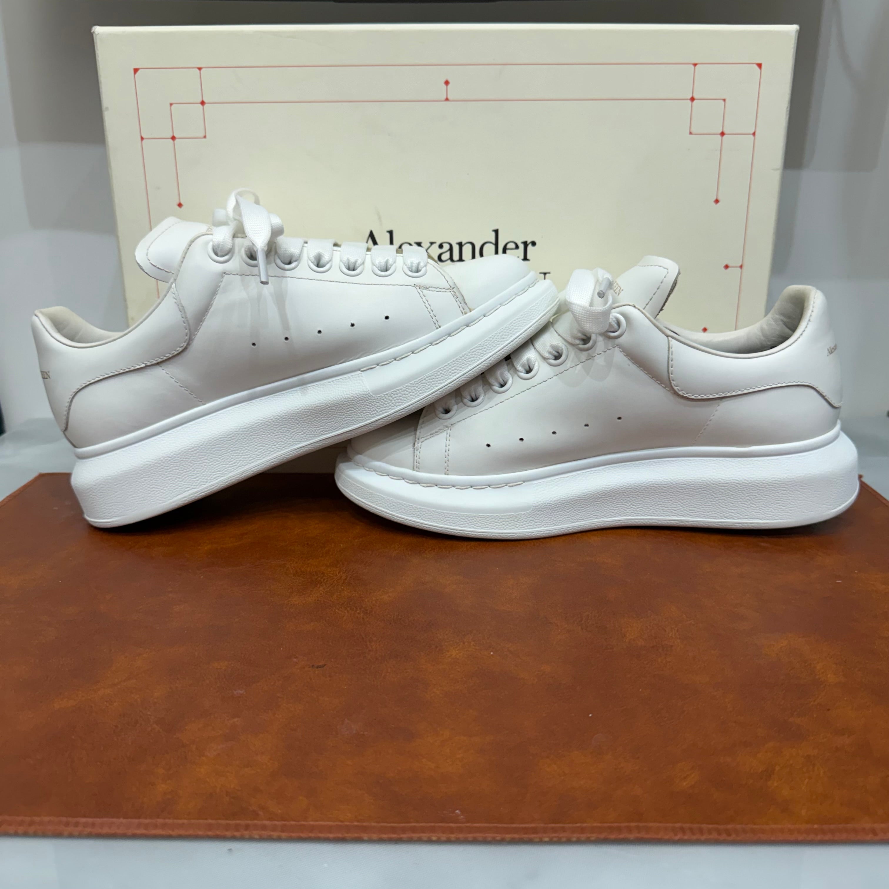 Alexander McQueen, OverSized, 37