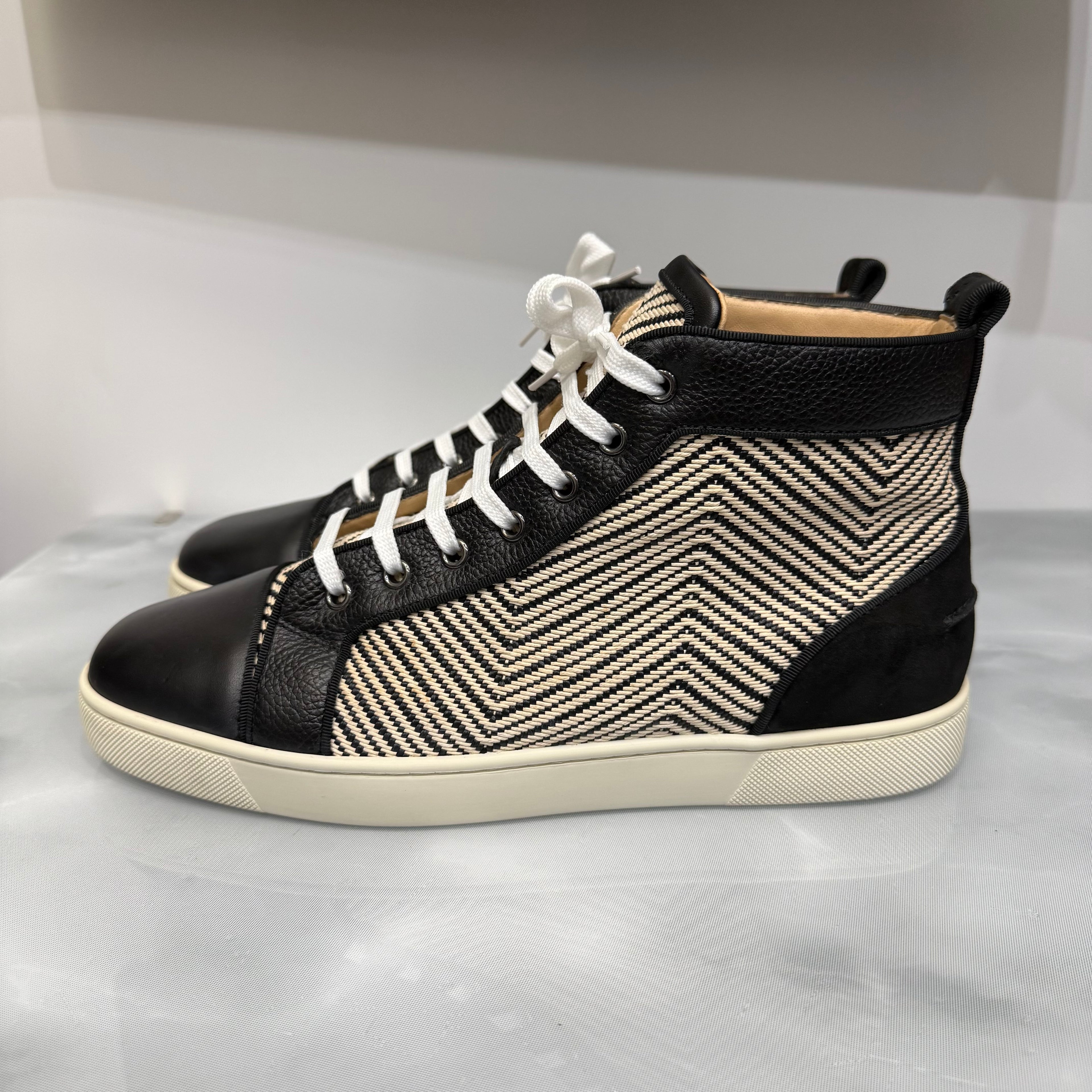 Louboutin 43
