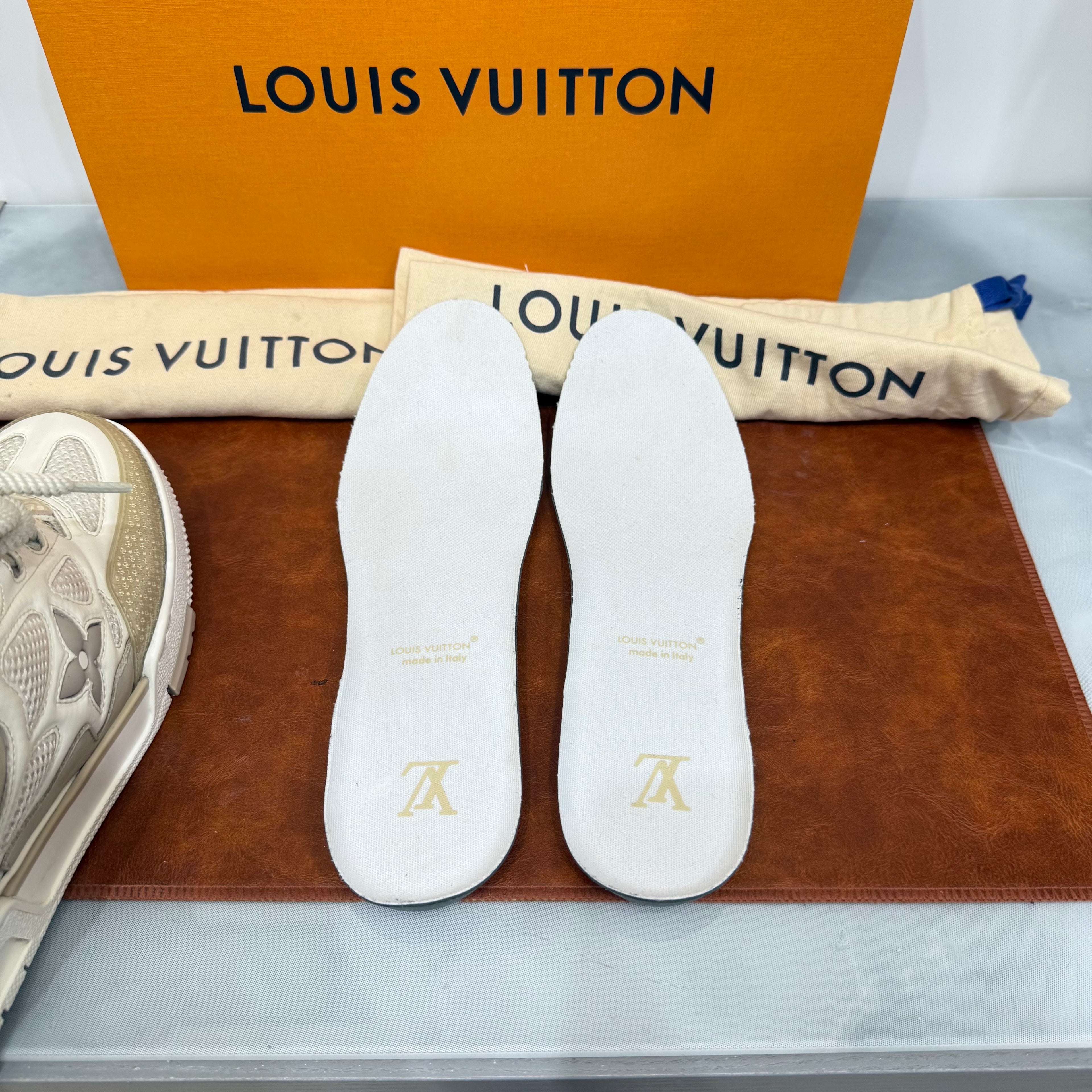 Louis Vuitton, Skate, 42
