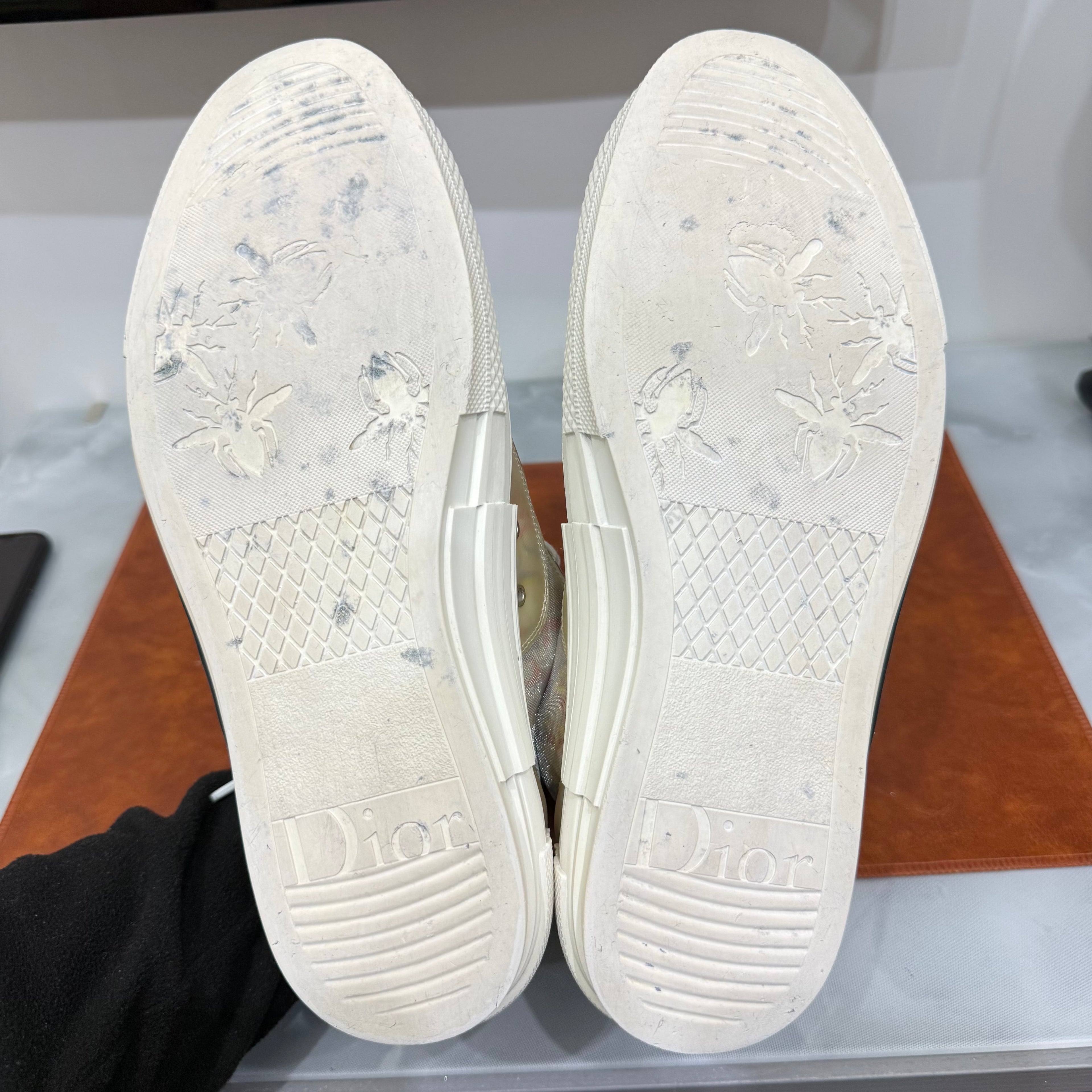 Dior, B23, 42