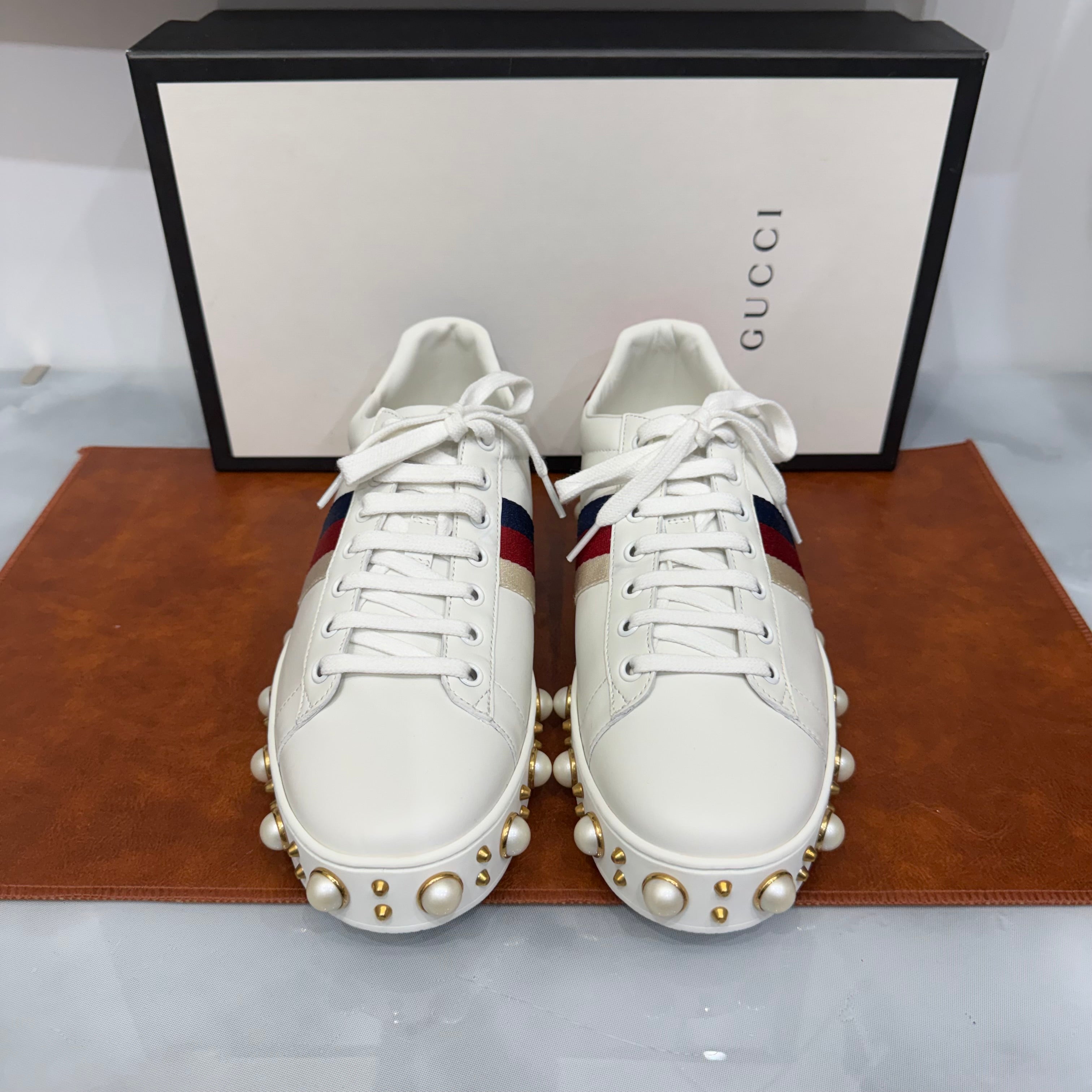 Gucci, Ace Pearl, 40