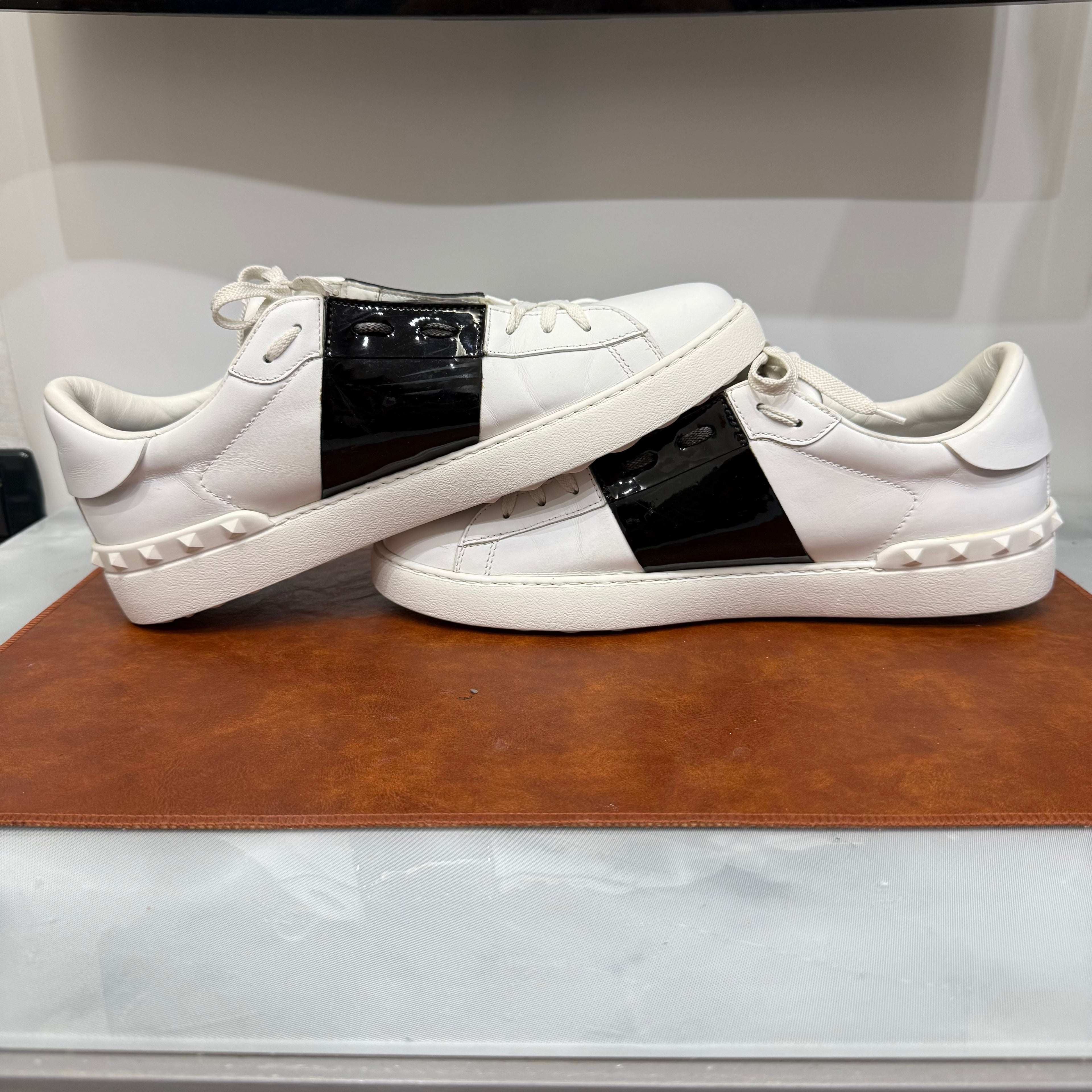Valentino Garavani, Open, 45