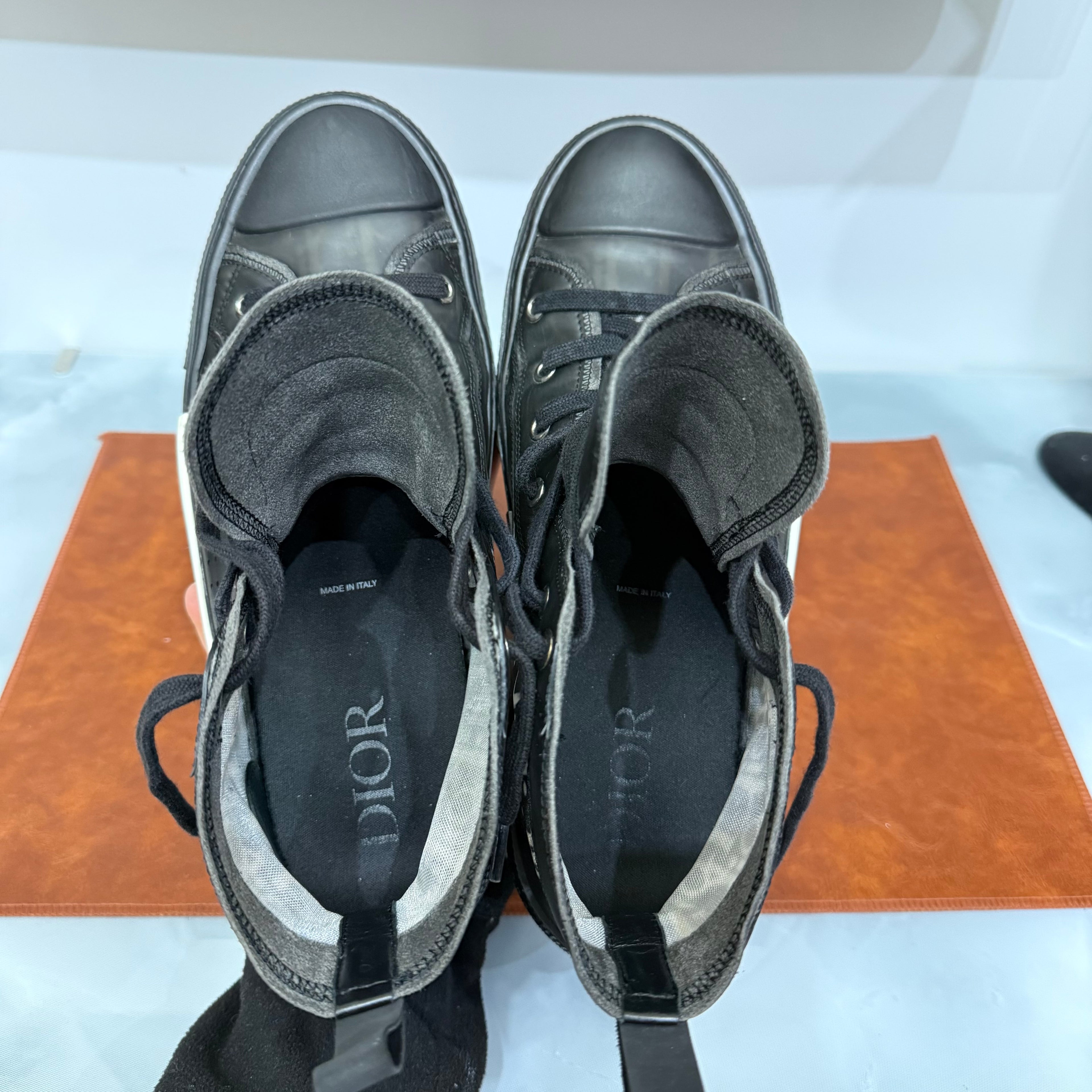 Dior, B23, 42
