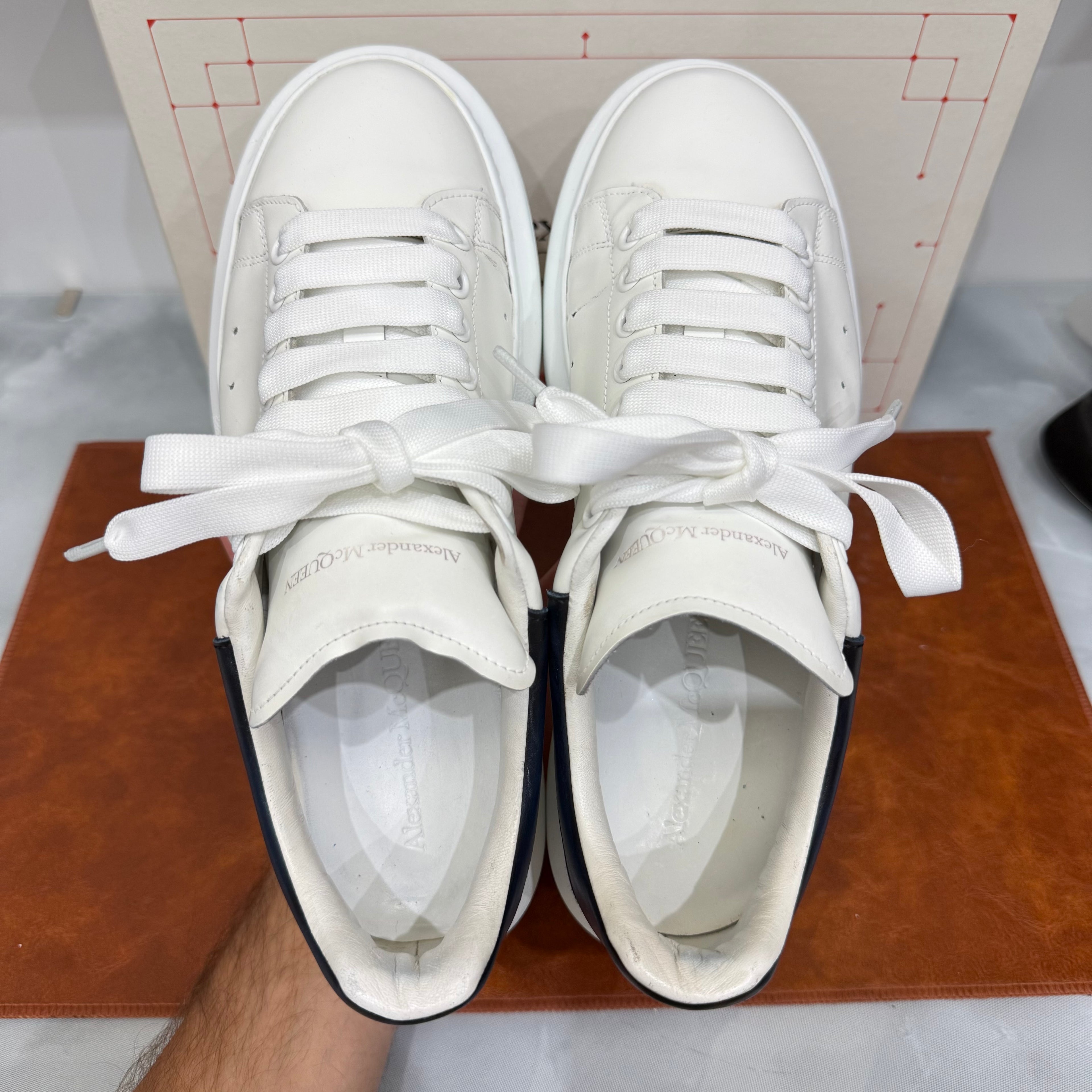 Alexander McQueen, OverSized, 42.5