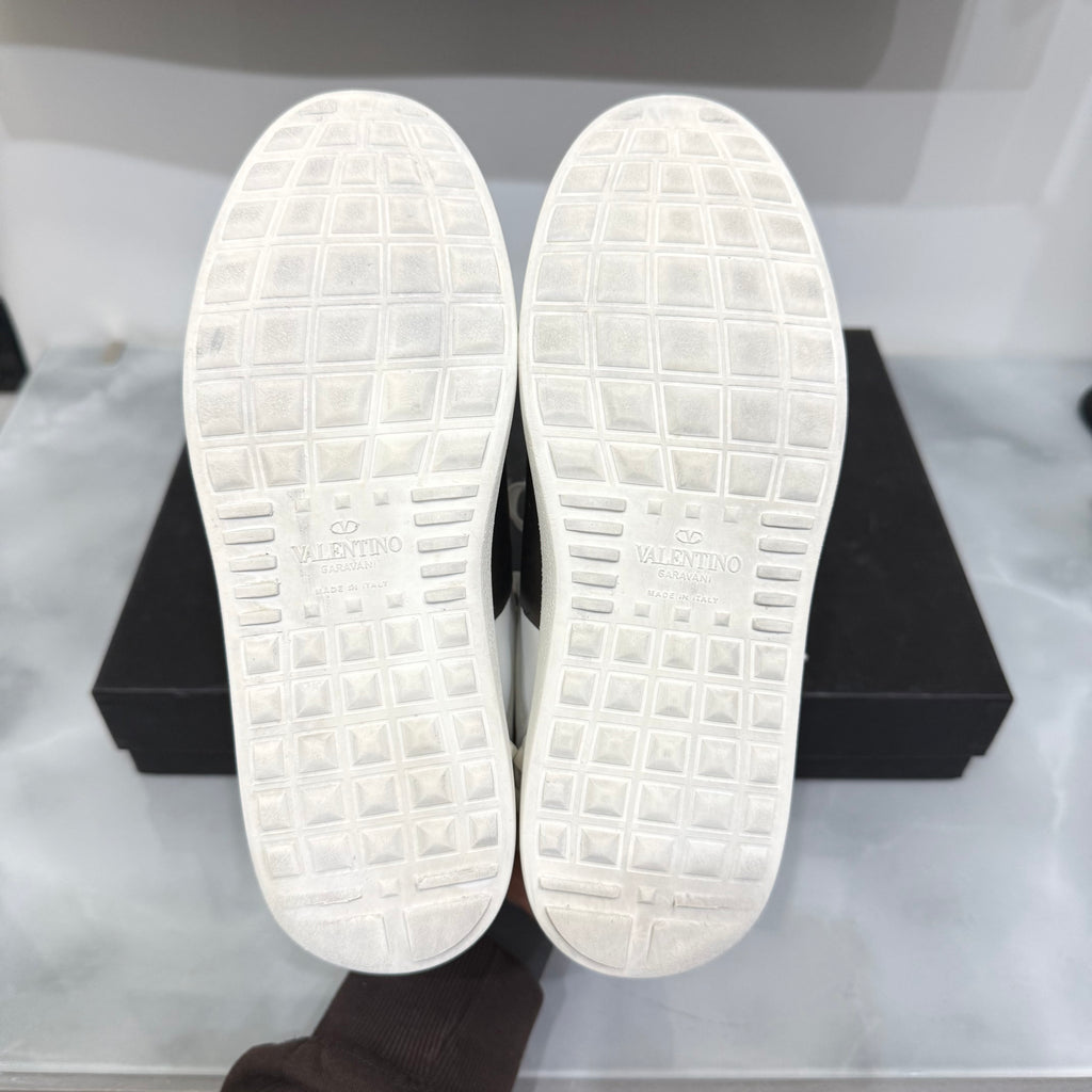 Valentino Garavani, Open, 35