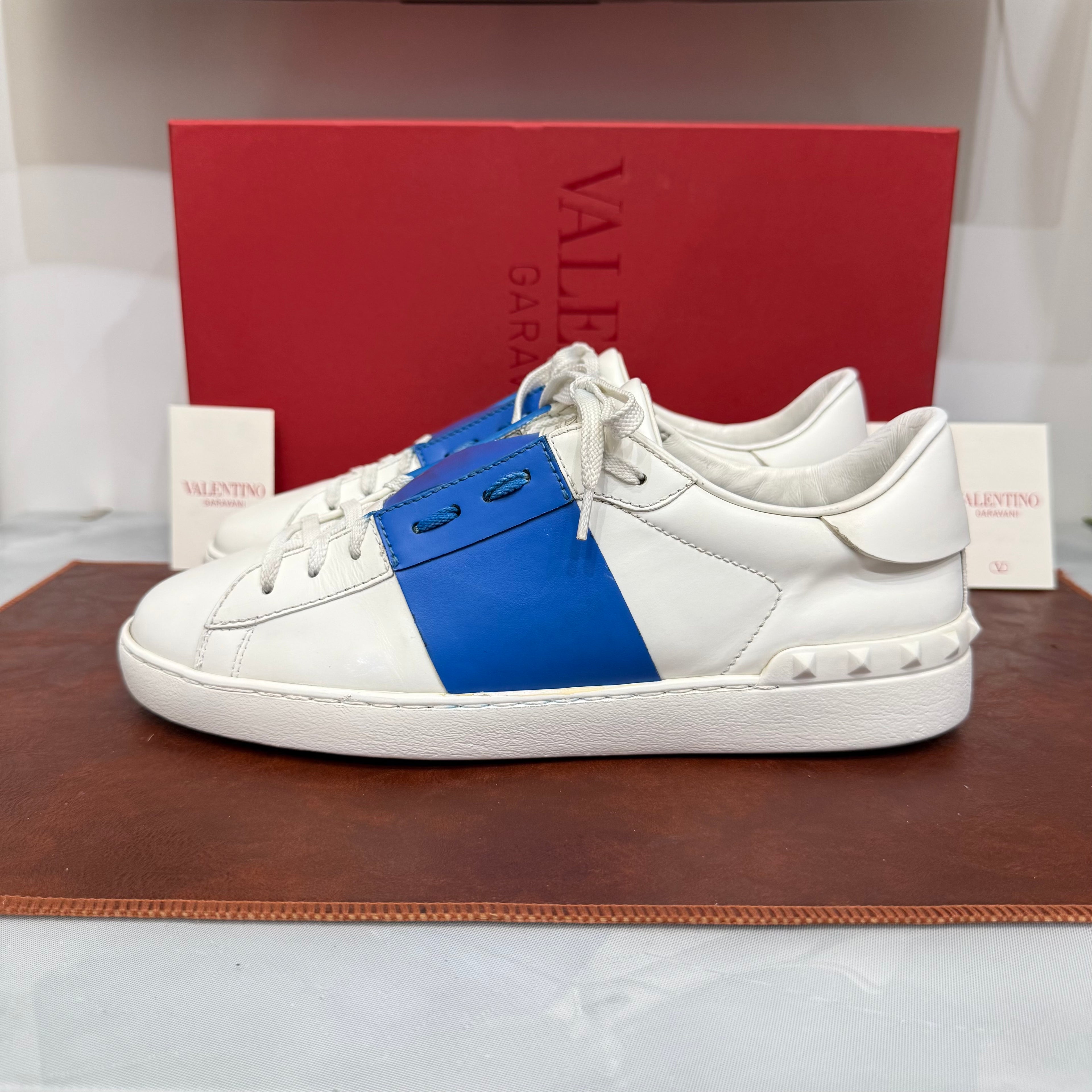 Valentino Garavani, Open, 41.5