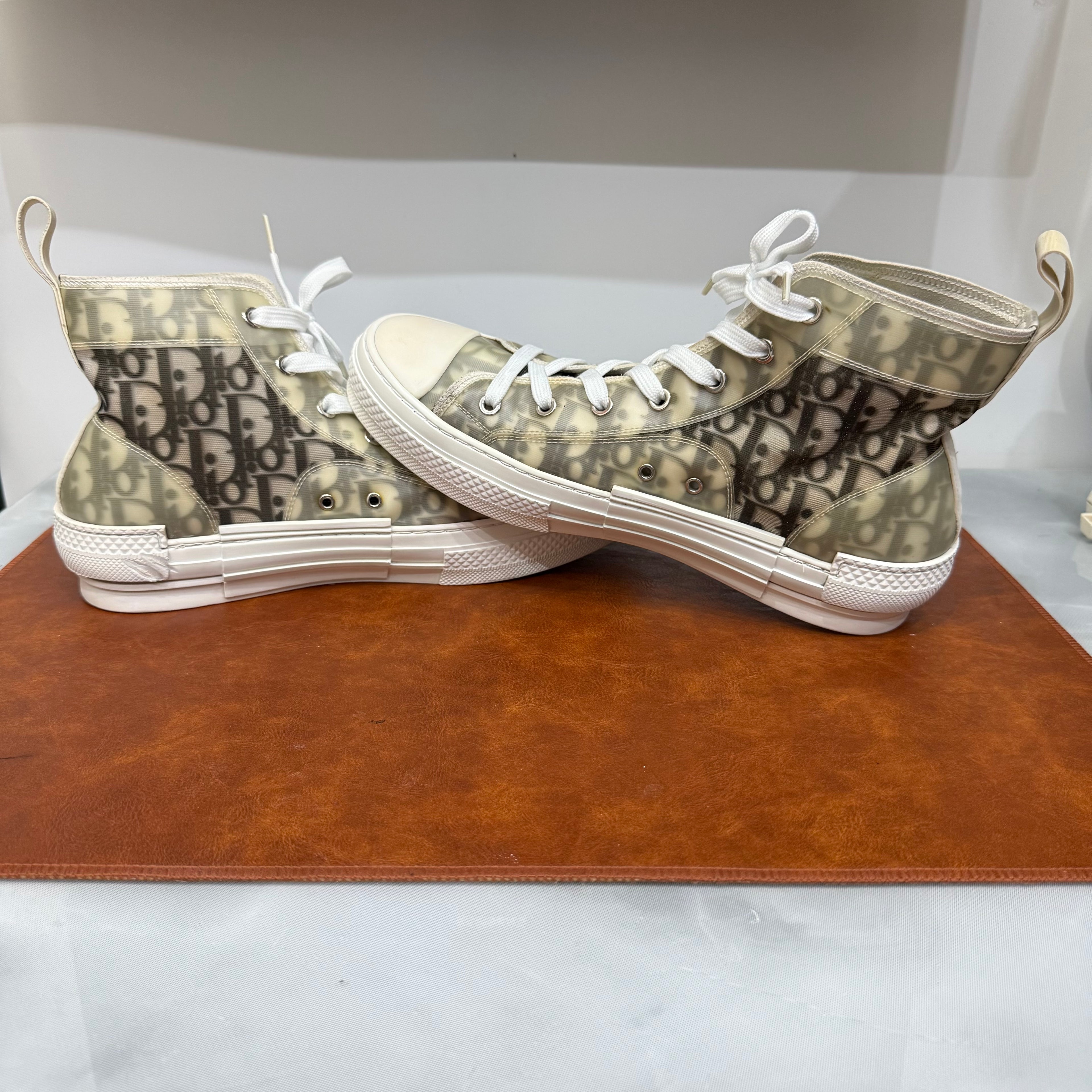 Christian Dior, B23, 41