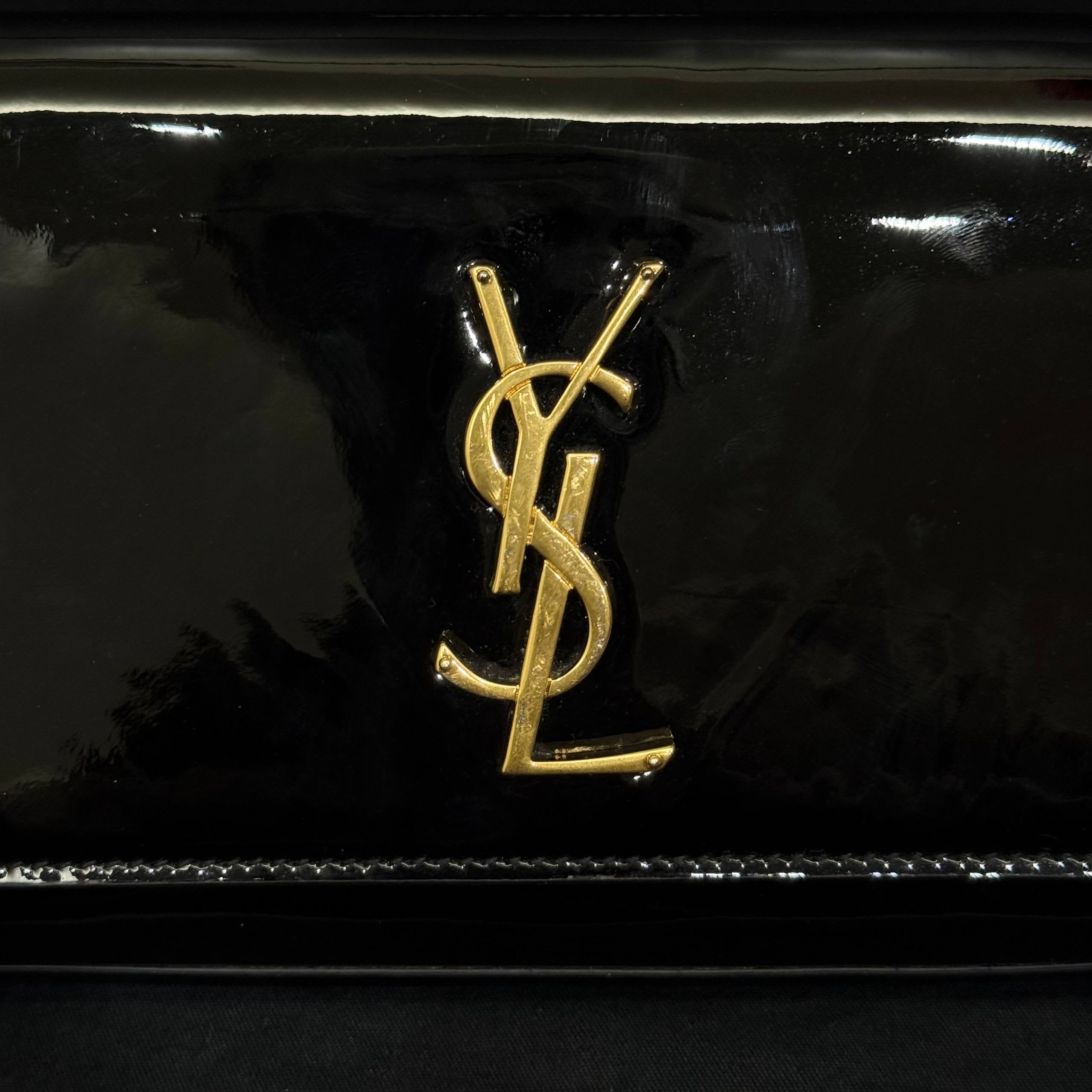 Saint Laurent, Kate lucida