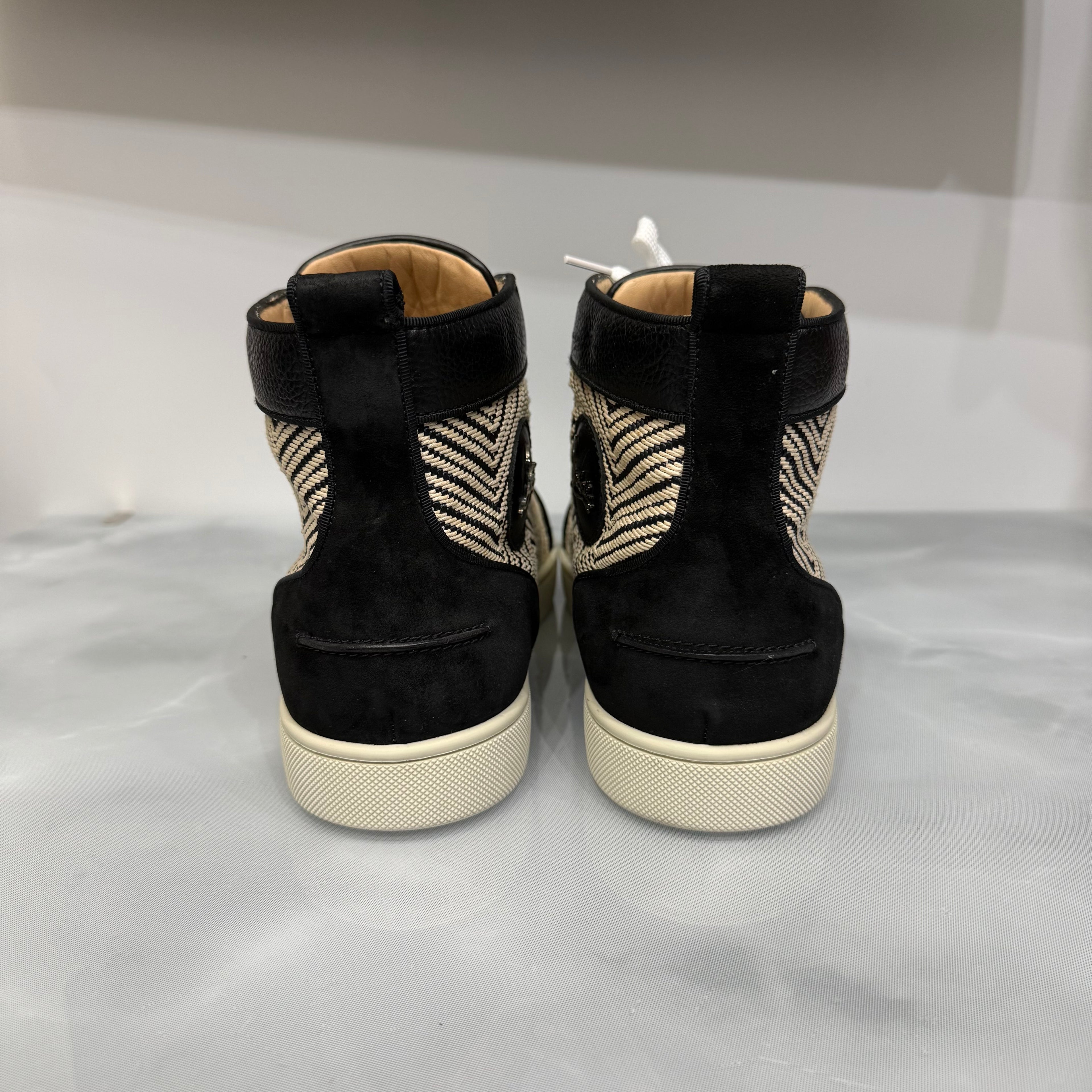 Louboutin 43