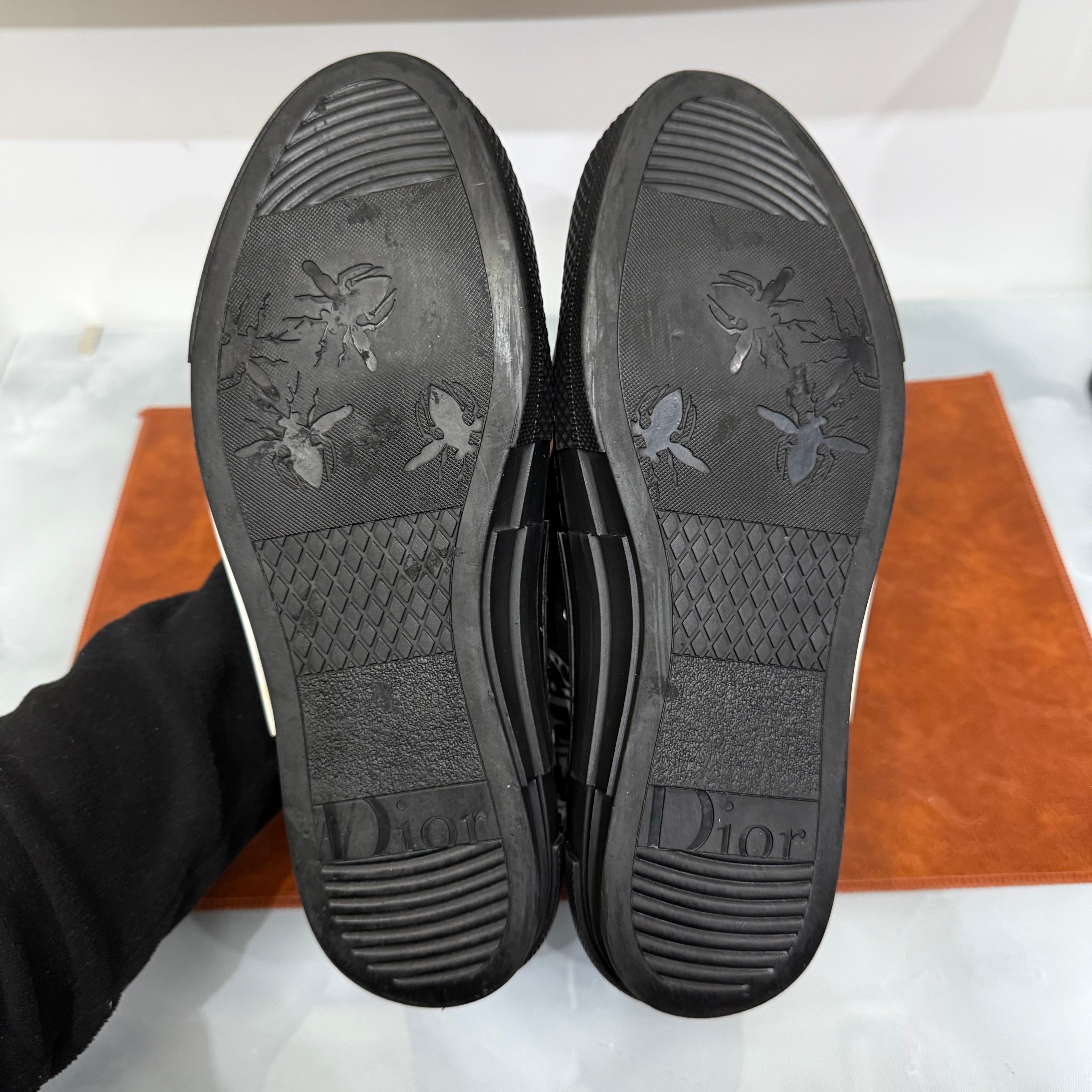 Dior, B23, 42