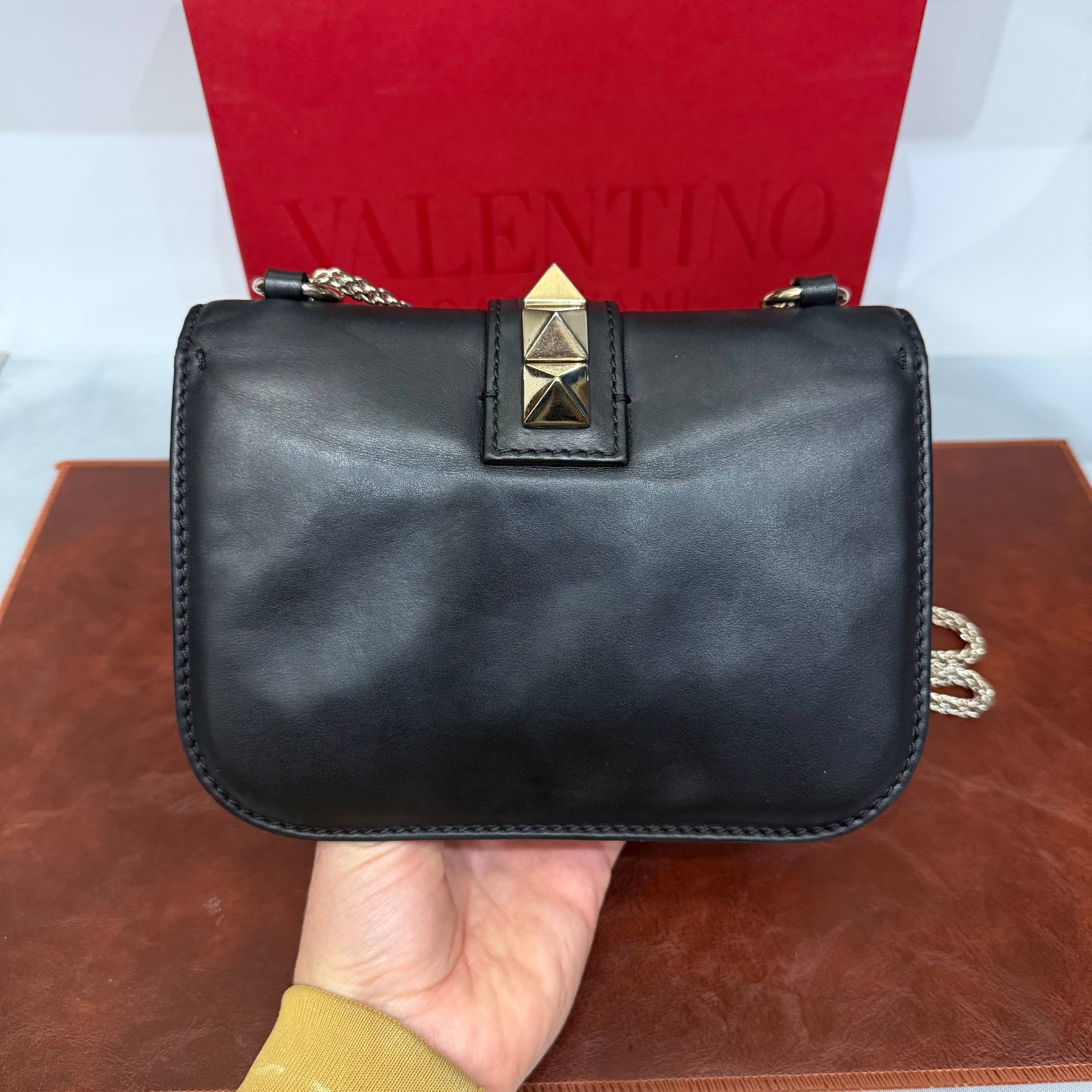 Valentino Garavani, Glamour Lock