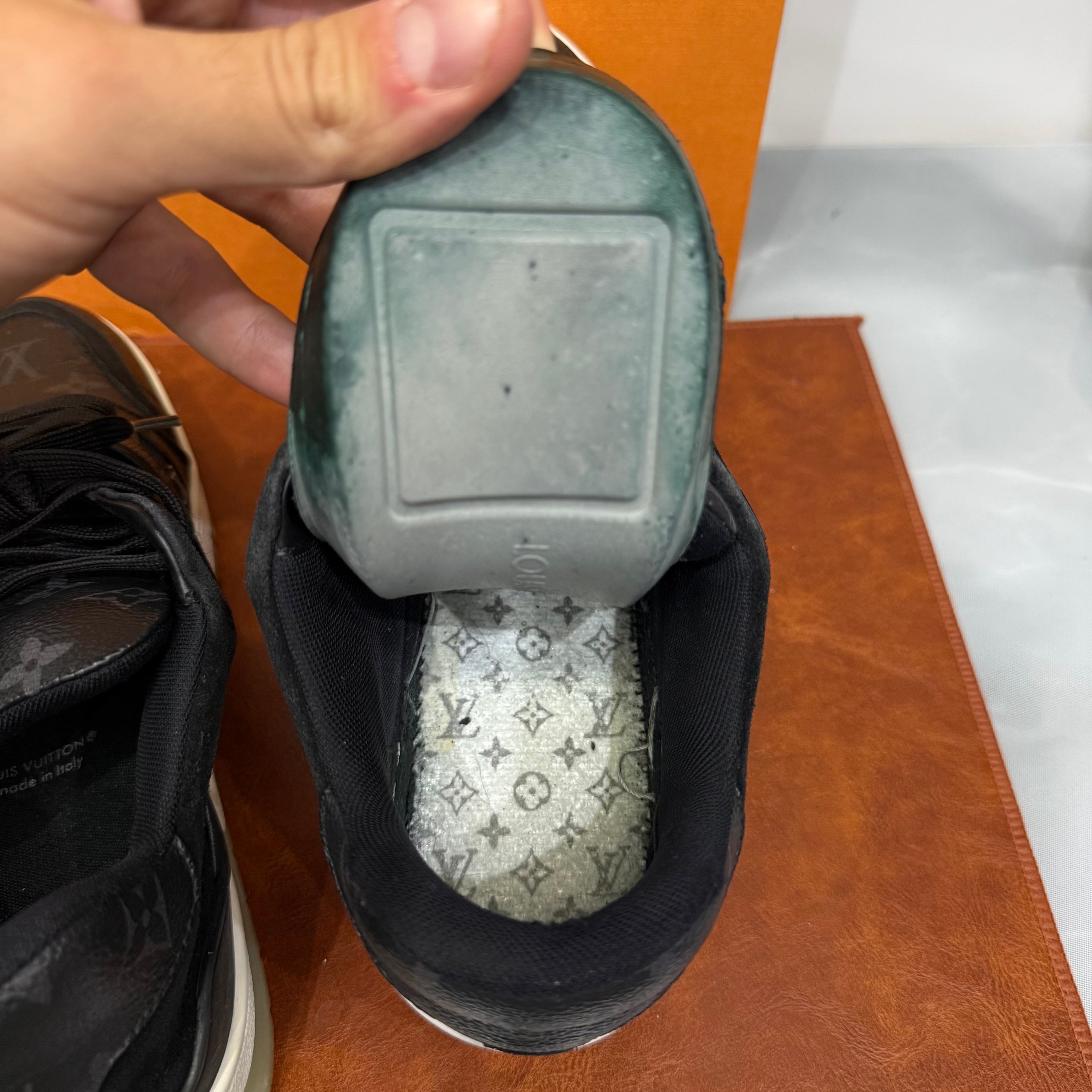 Louis Vuitton, Trainer, 42