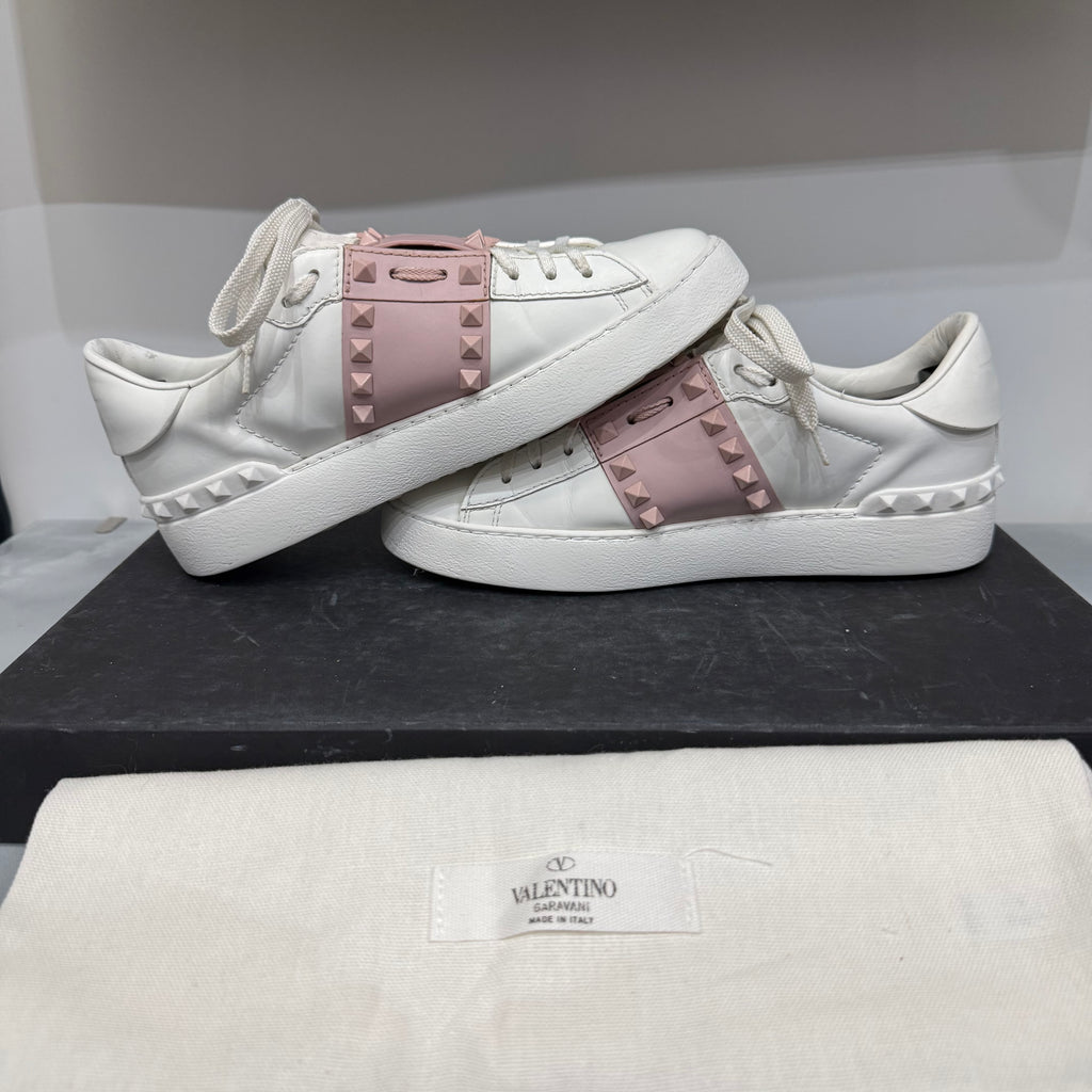 Valentino Garavani, Untitled, 37