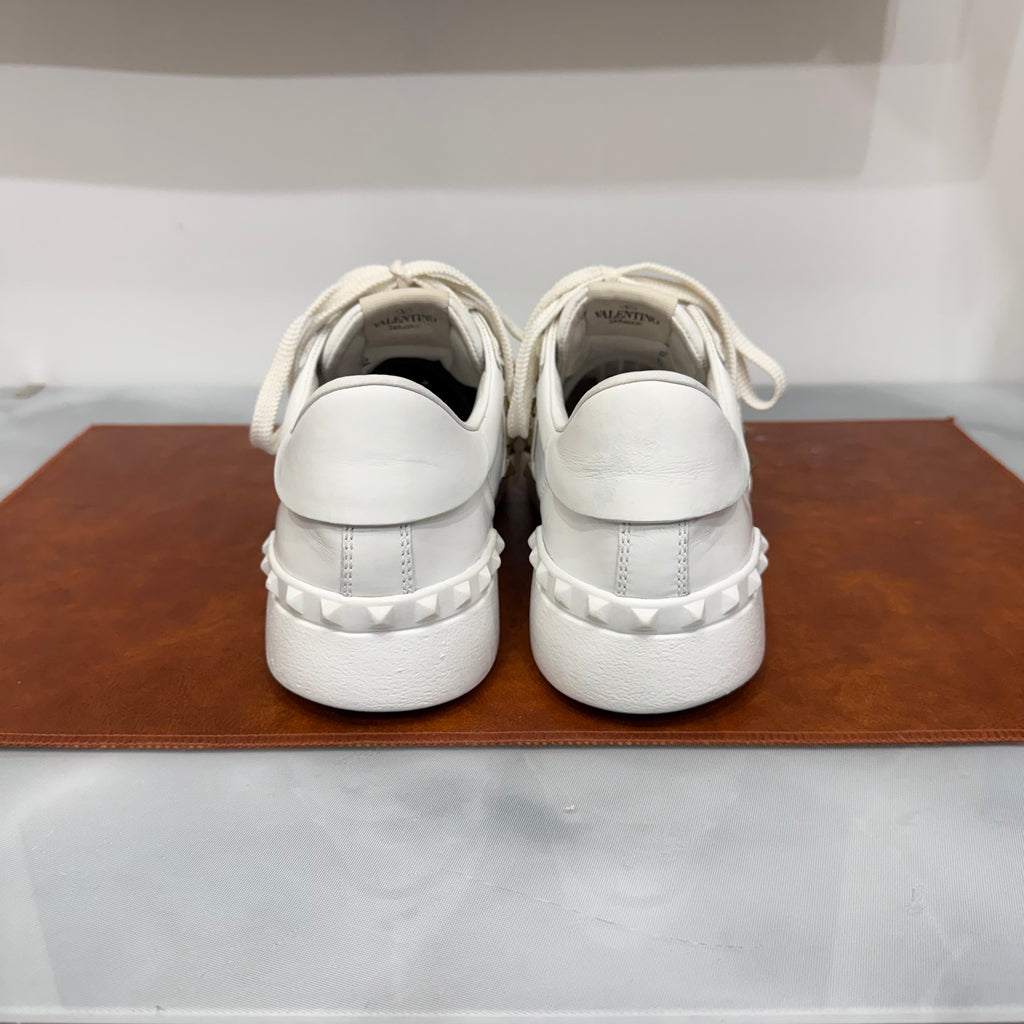 Valentino Garavani, Untitled, 40