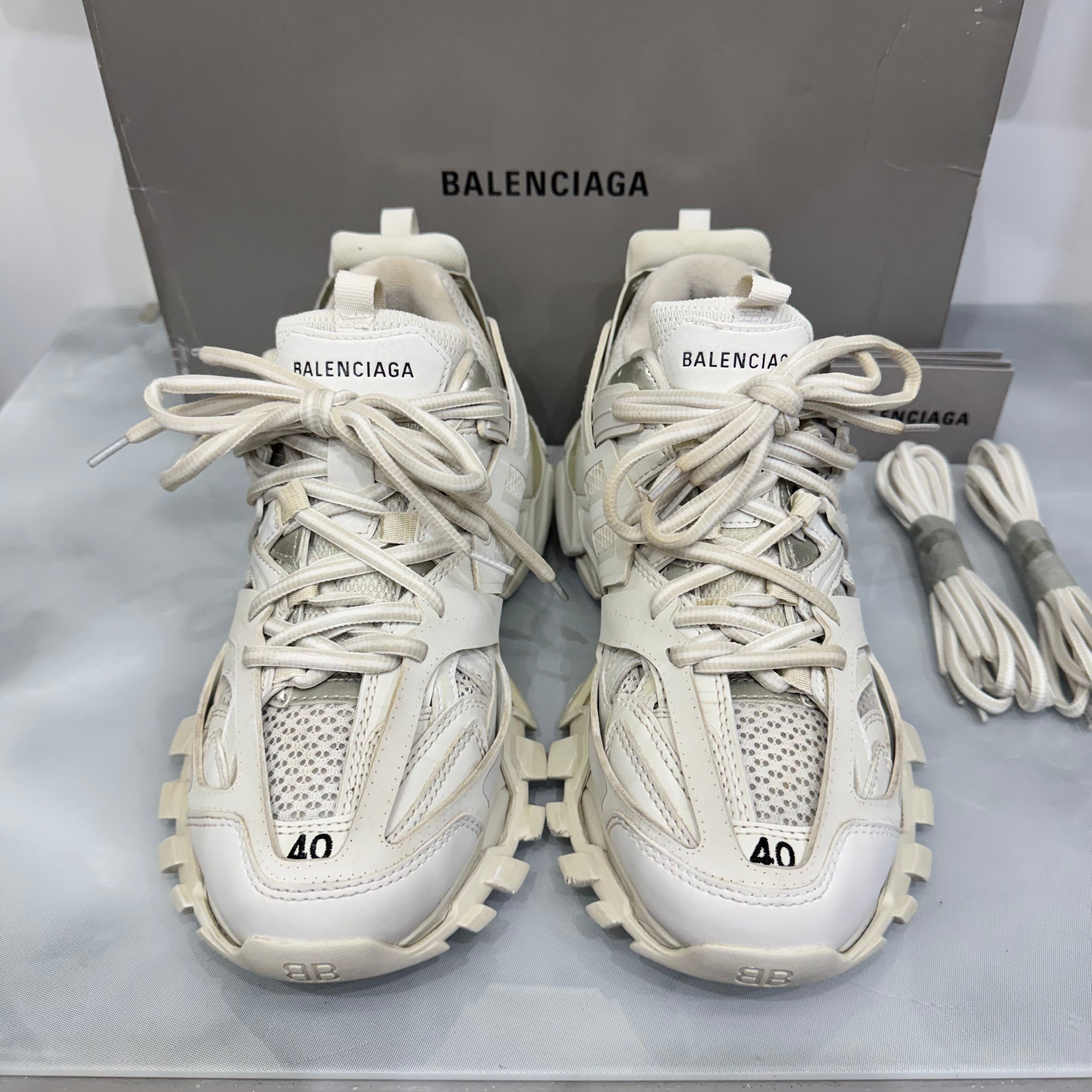 Balenciaga Track 40
