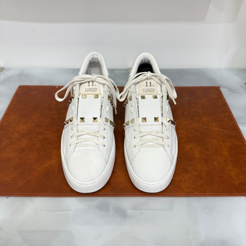 Valentino Garavani, Untitled, 40