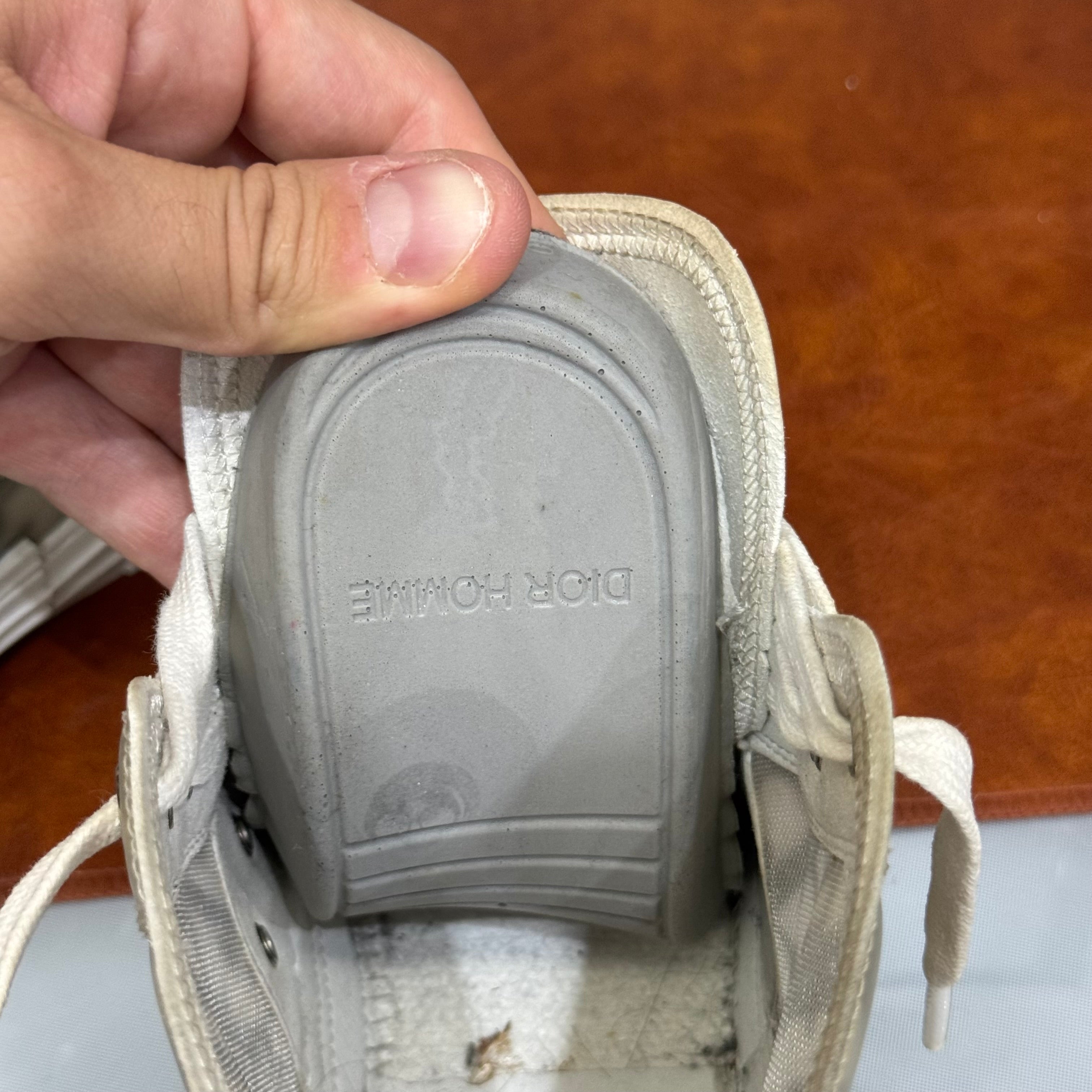 Christian Dior, B23, 37