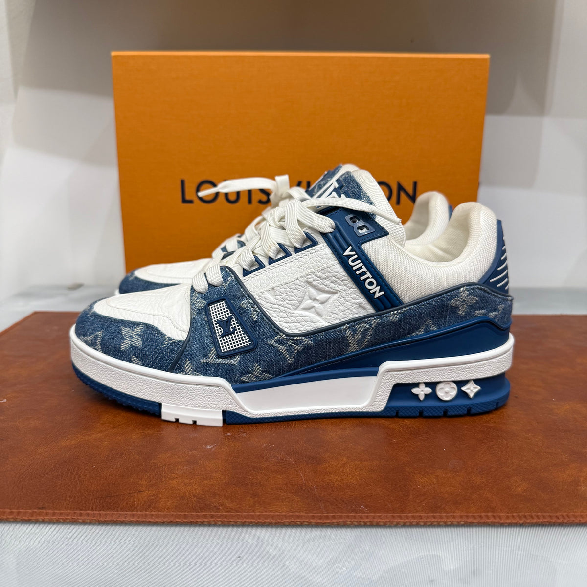 Louis Vuitton, Trainer, 37