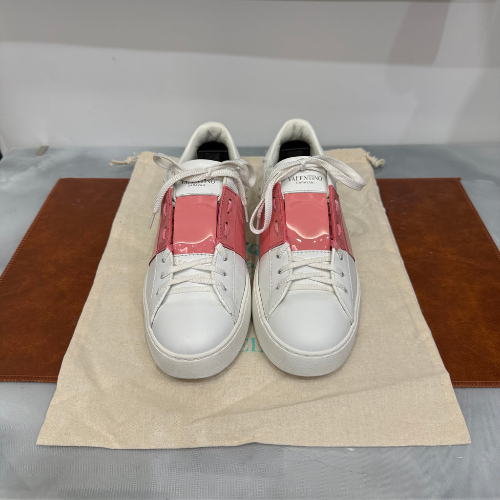 Valentino Garavani, Open, 38
