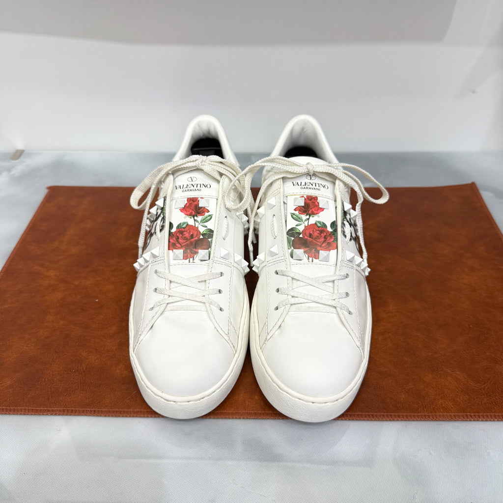 Valentino Garavani, Untitled, 40