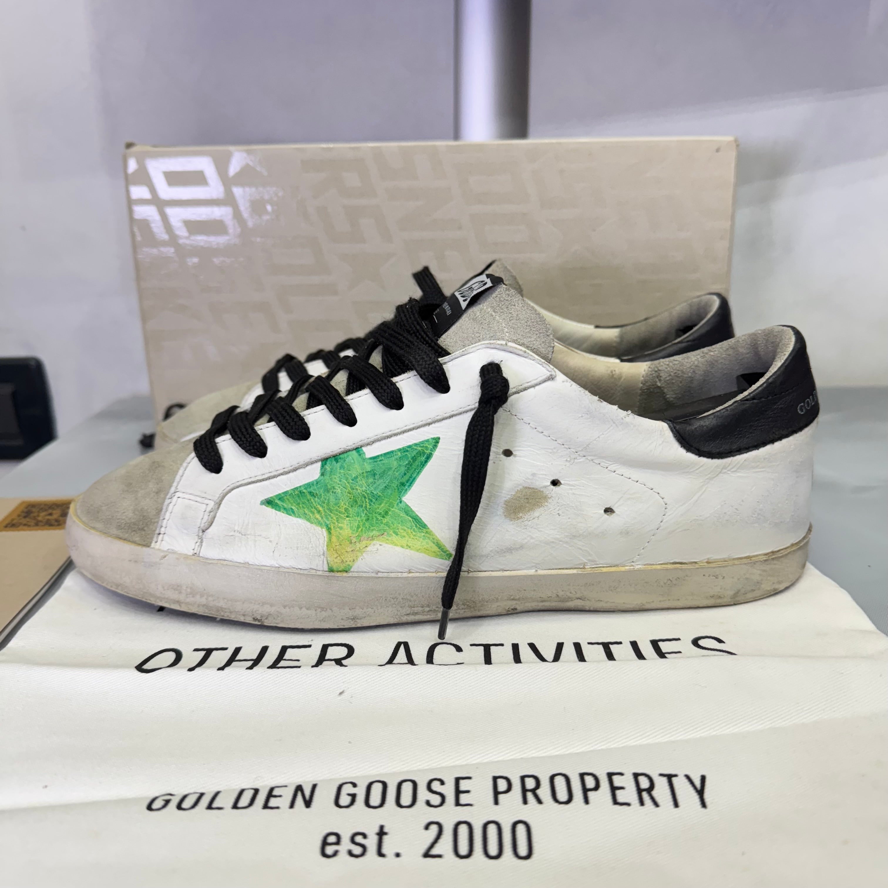 Golden Goose Superstar 42
