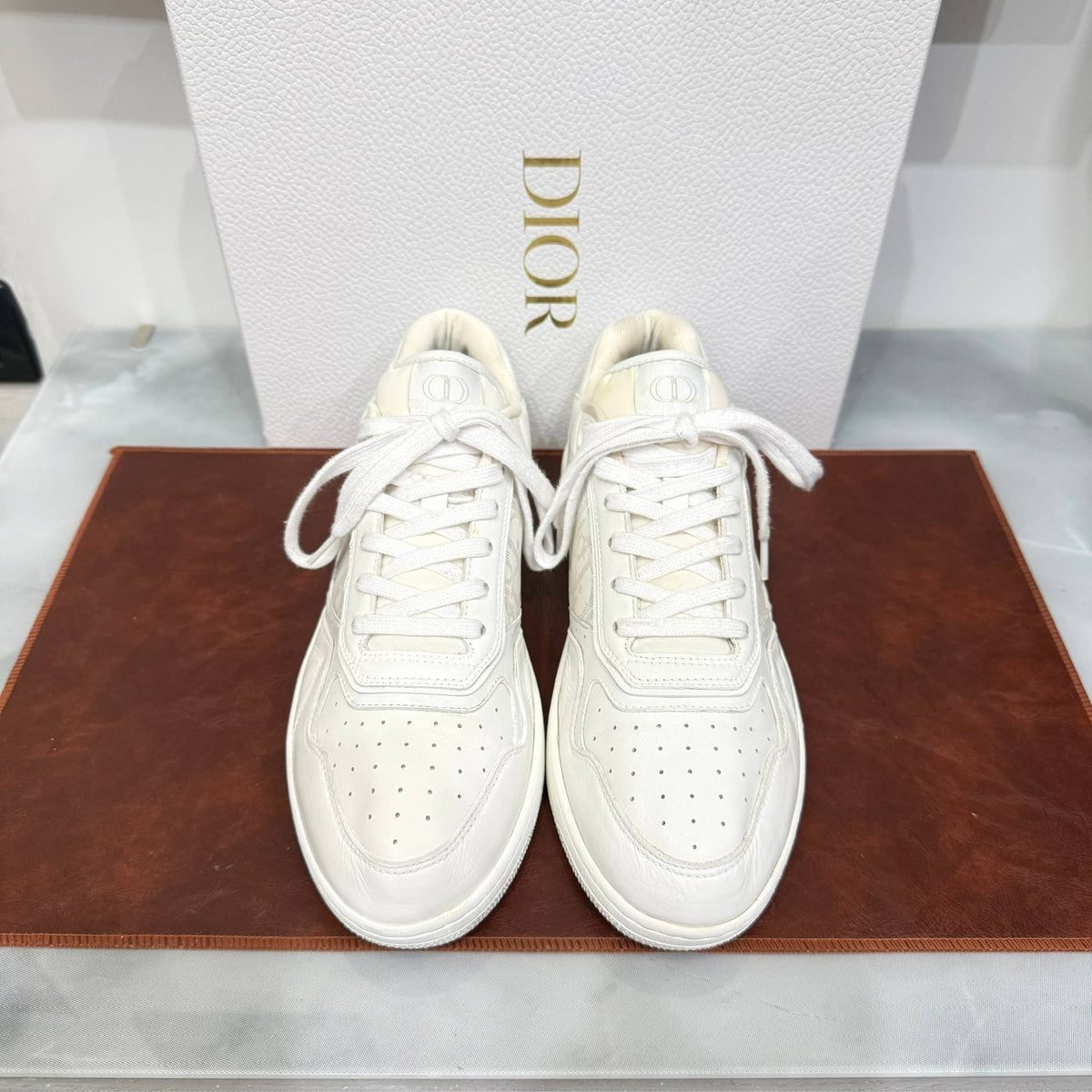Christian Dior, B27, 44