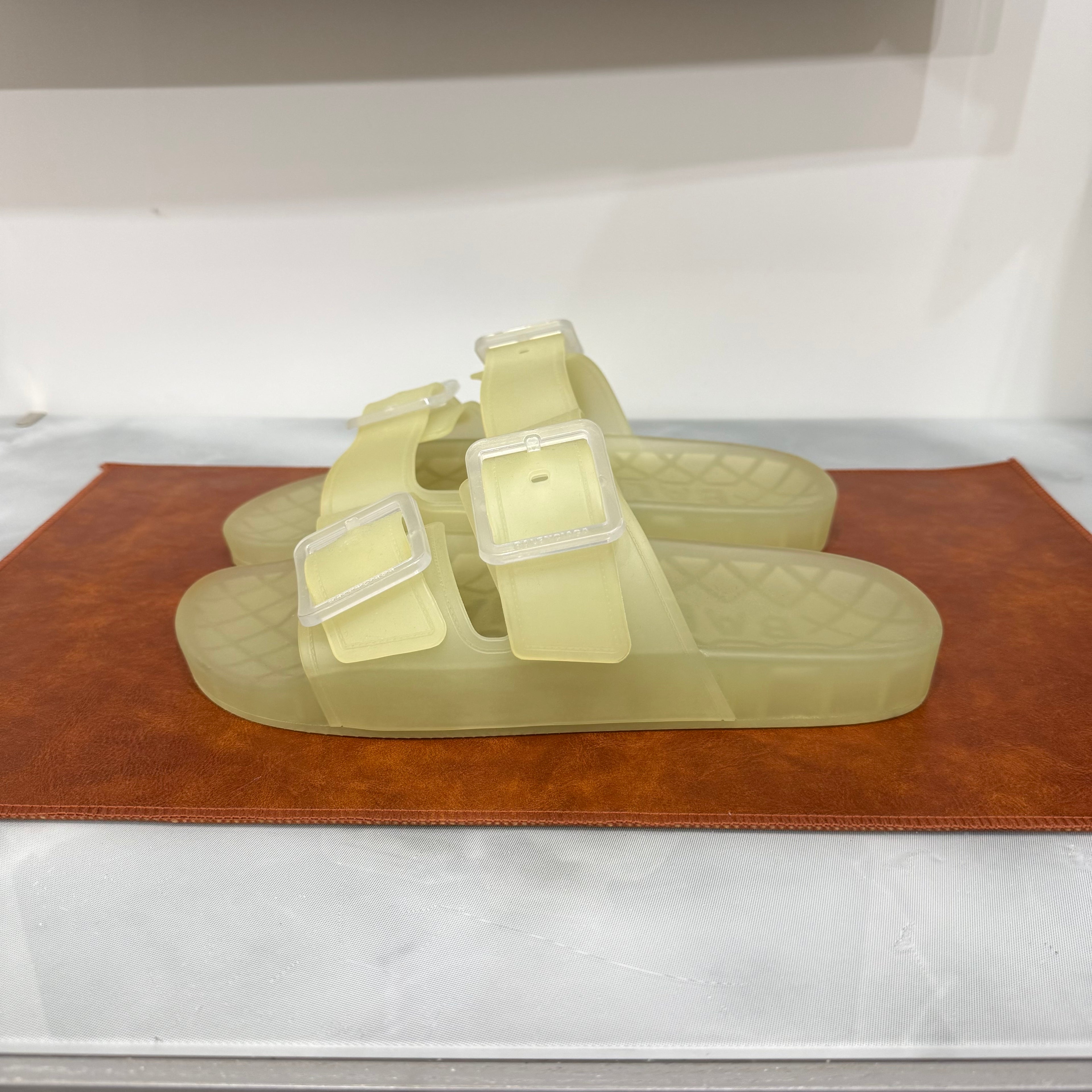 Balenciaga, Slides, 40