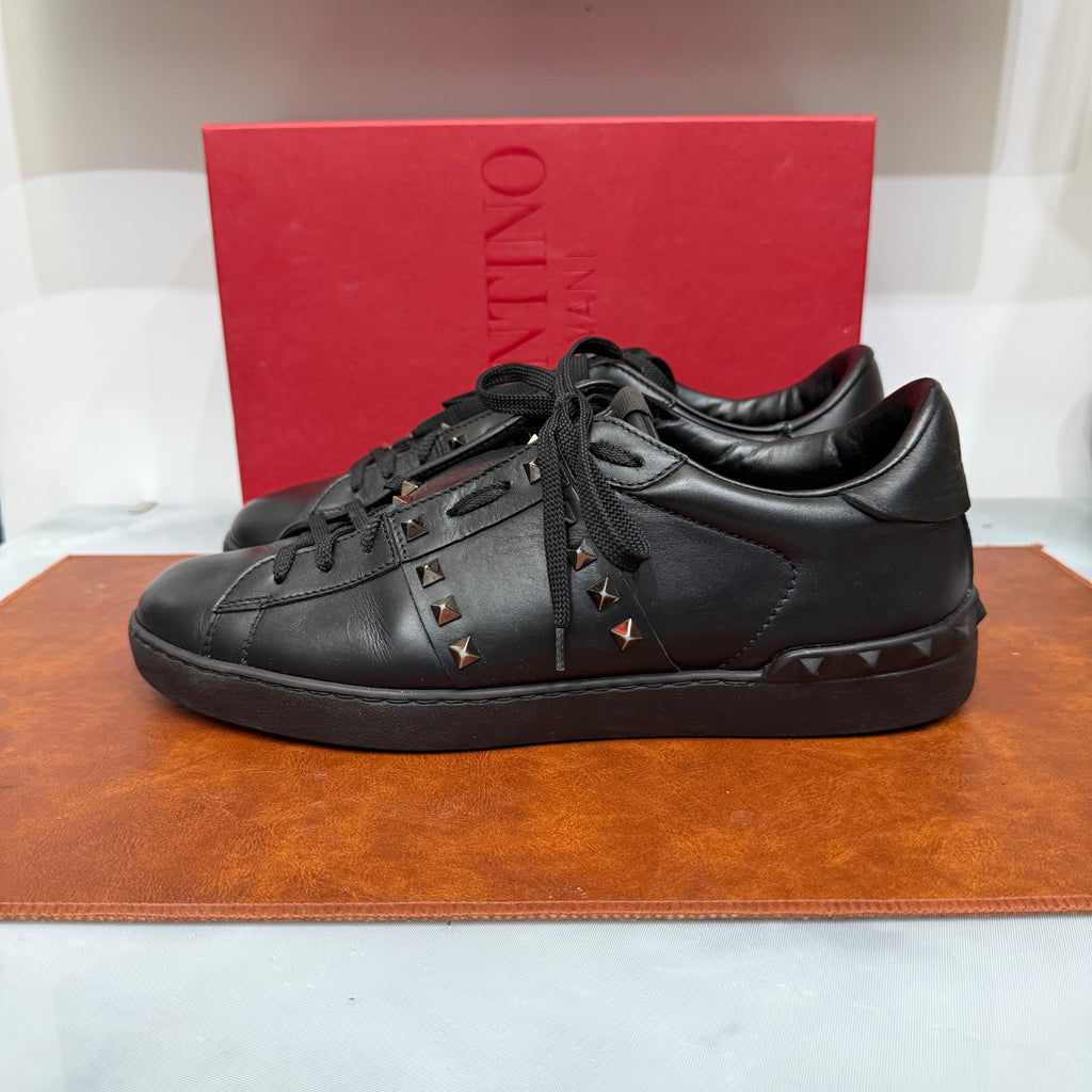 Valentino Garavani, Untitled, 43