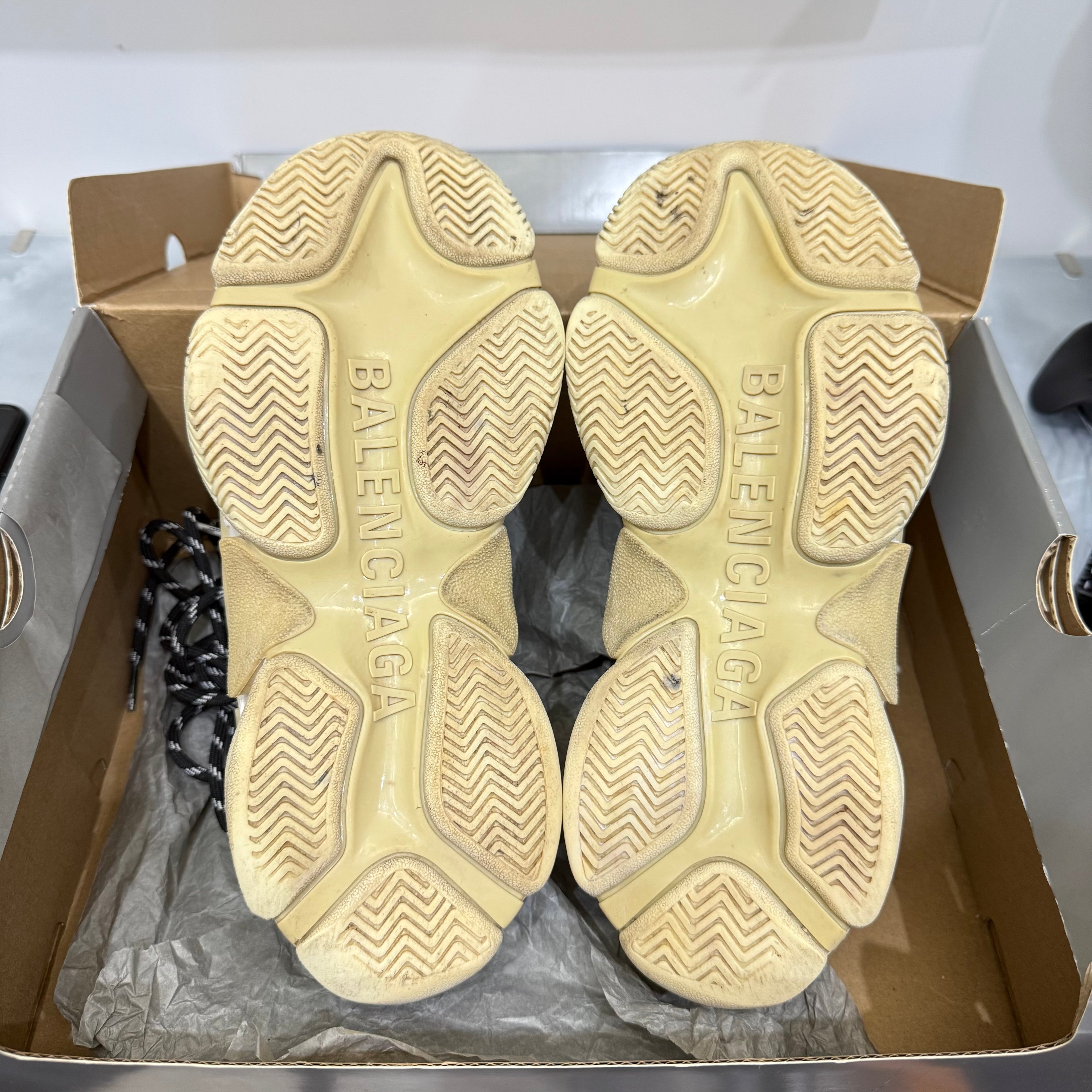 Balenciaga, Triple S, 36
