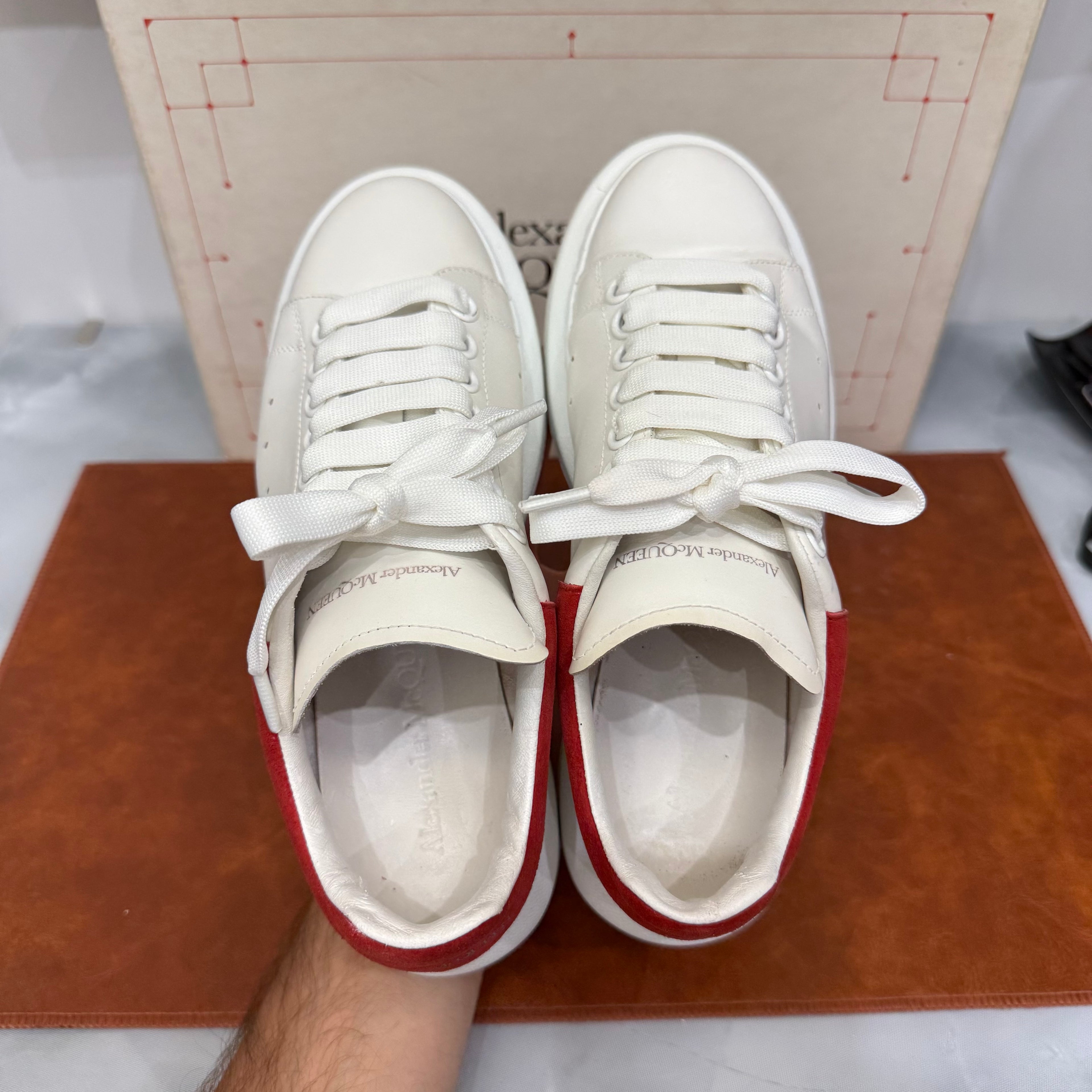 Alexander McQueen, OverSized, 36