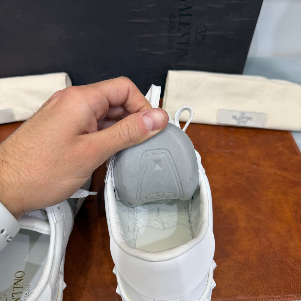 Valentino Garavani, Open, 40
