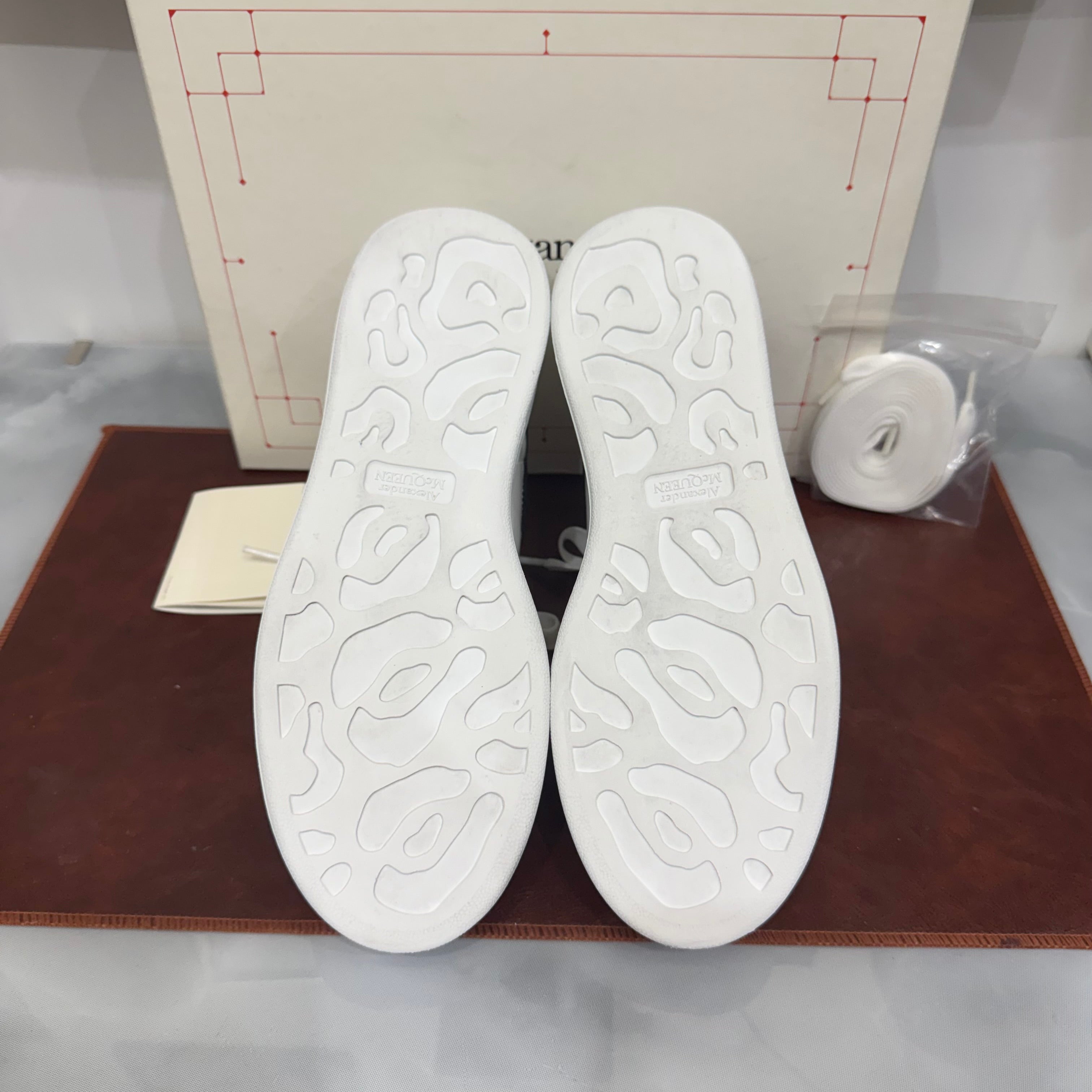 Alexander McQueen, OverSized, 38.5