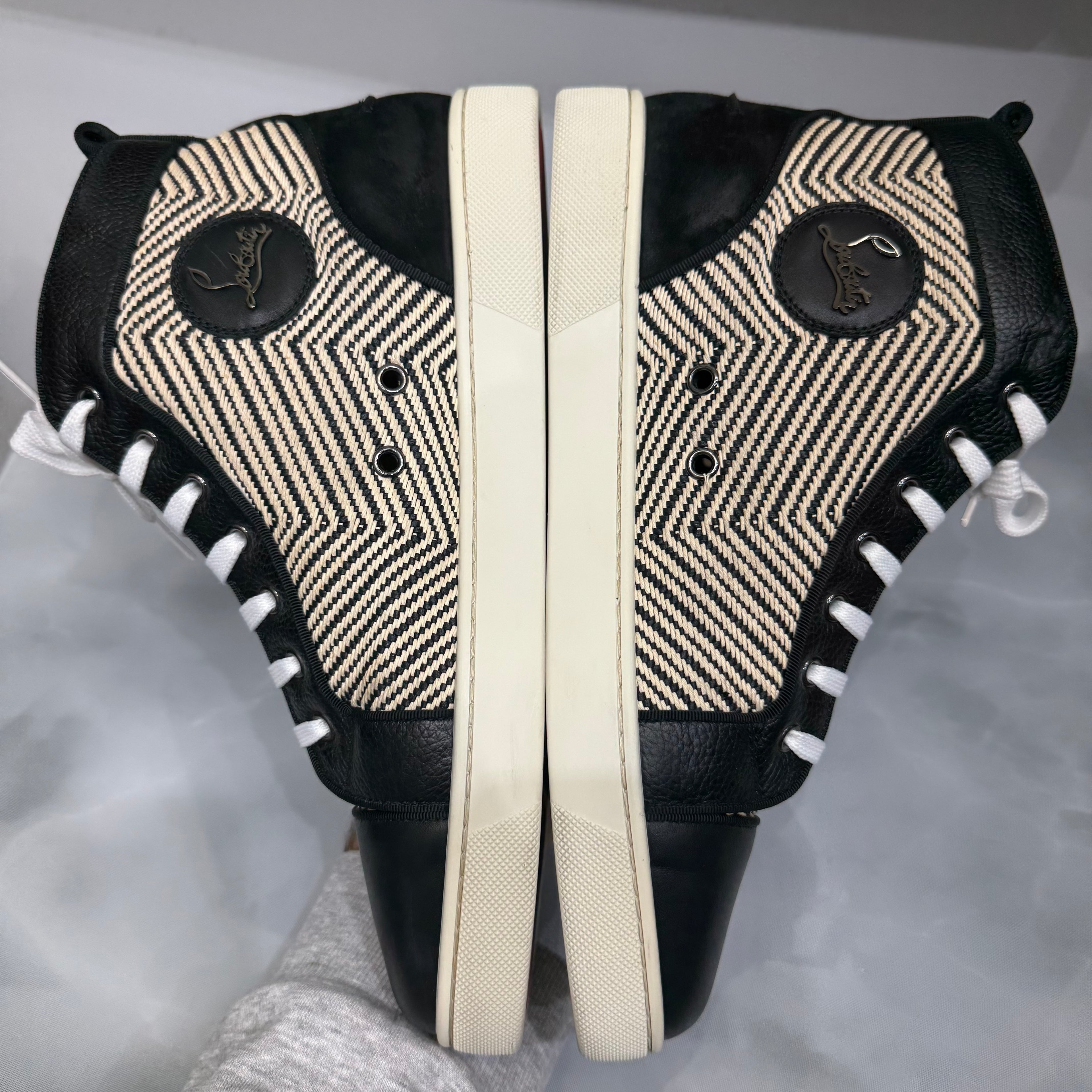 Louboutin 43
