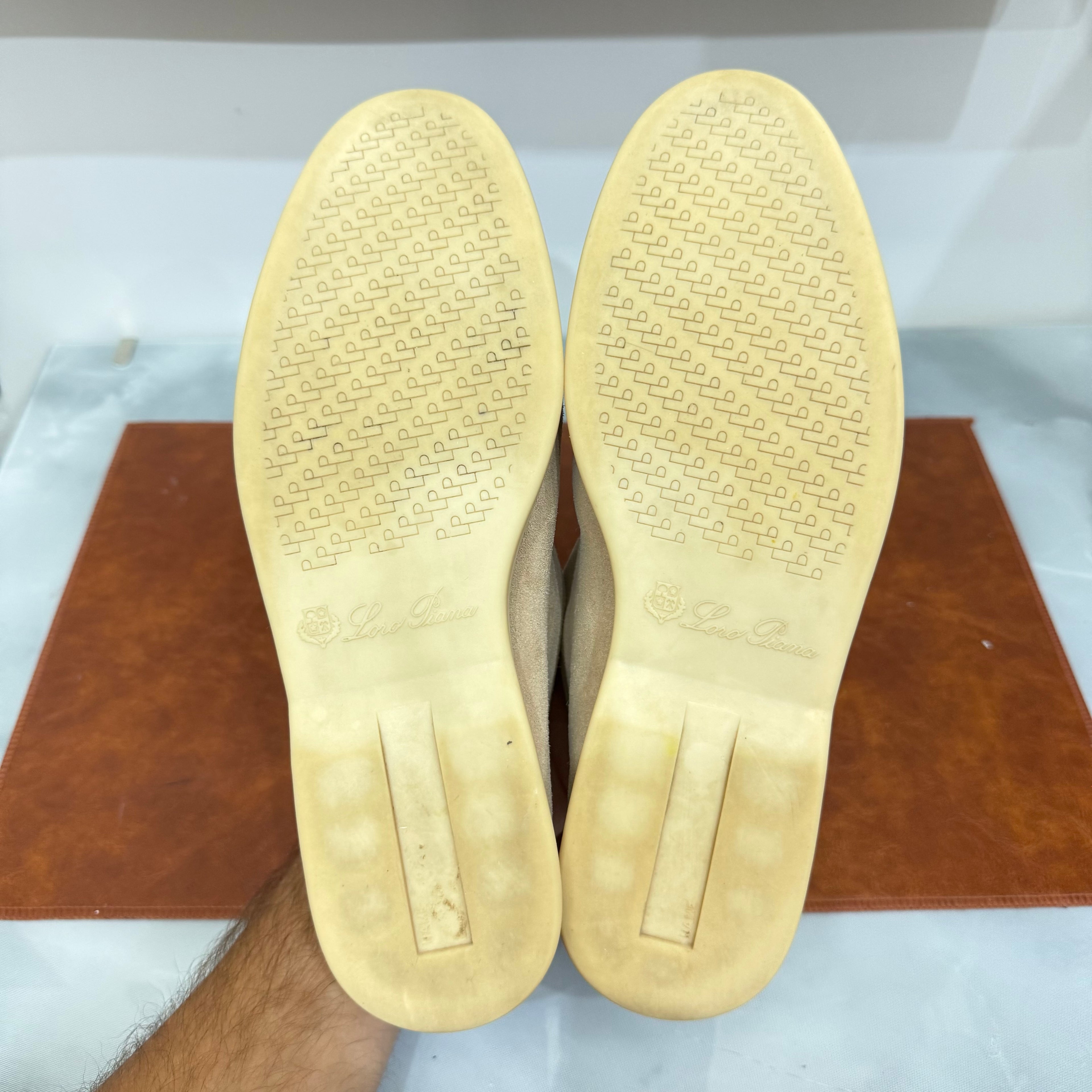Loro Piana, Open Walk, 41
