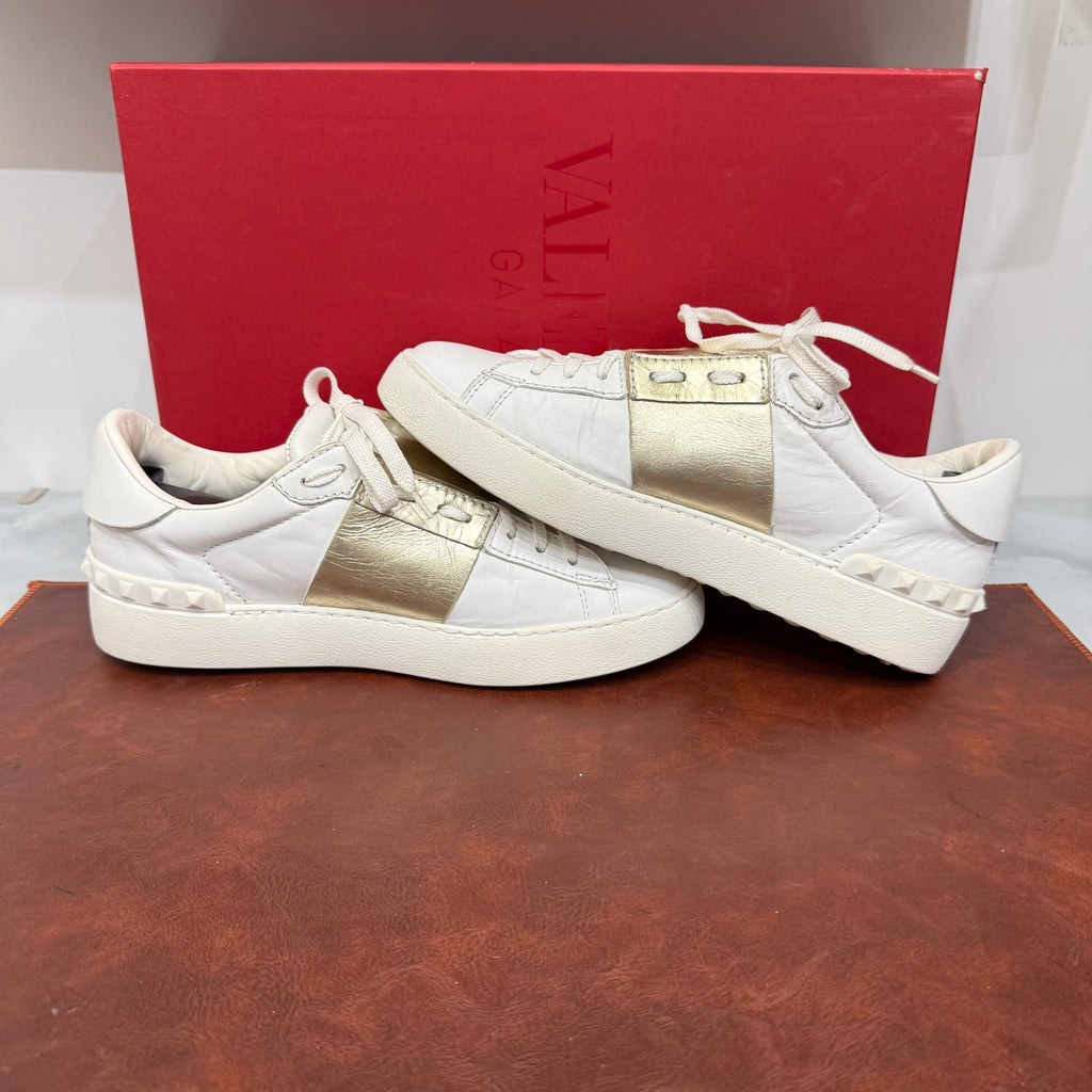 Valentino Garavani, Open, 38