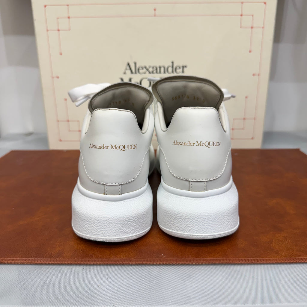 Alexander McQueen, OverSized, 37